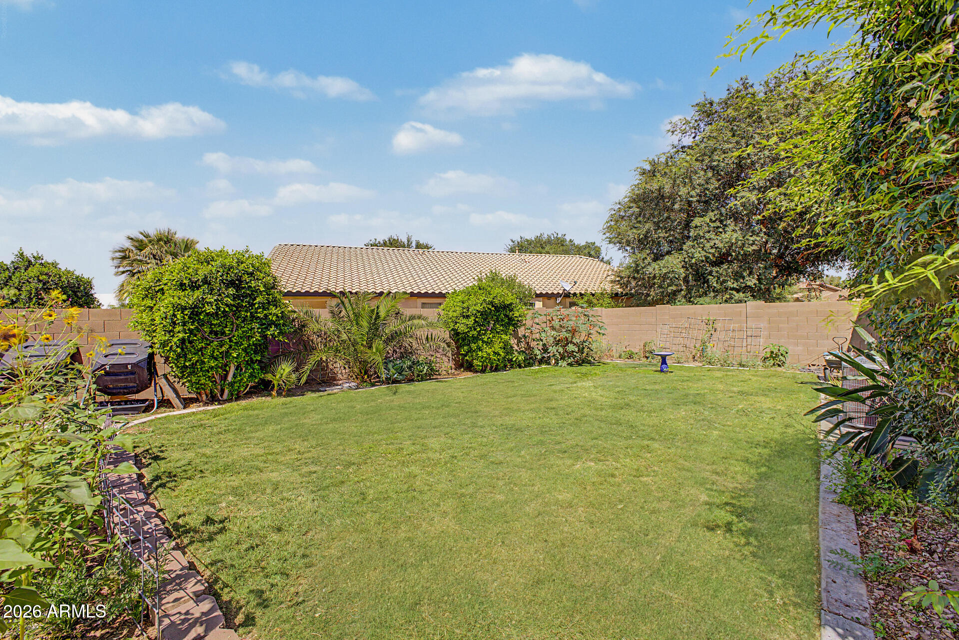 VILLAGES AT QUEEN CREEK - Residential