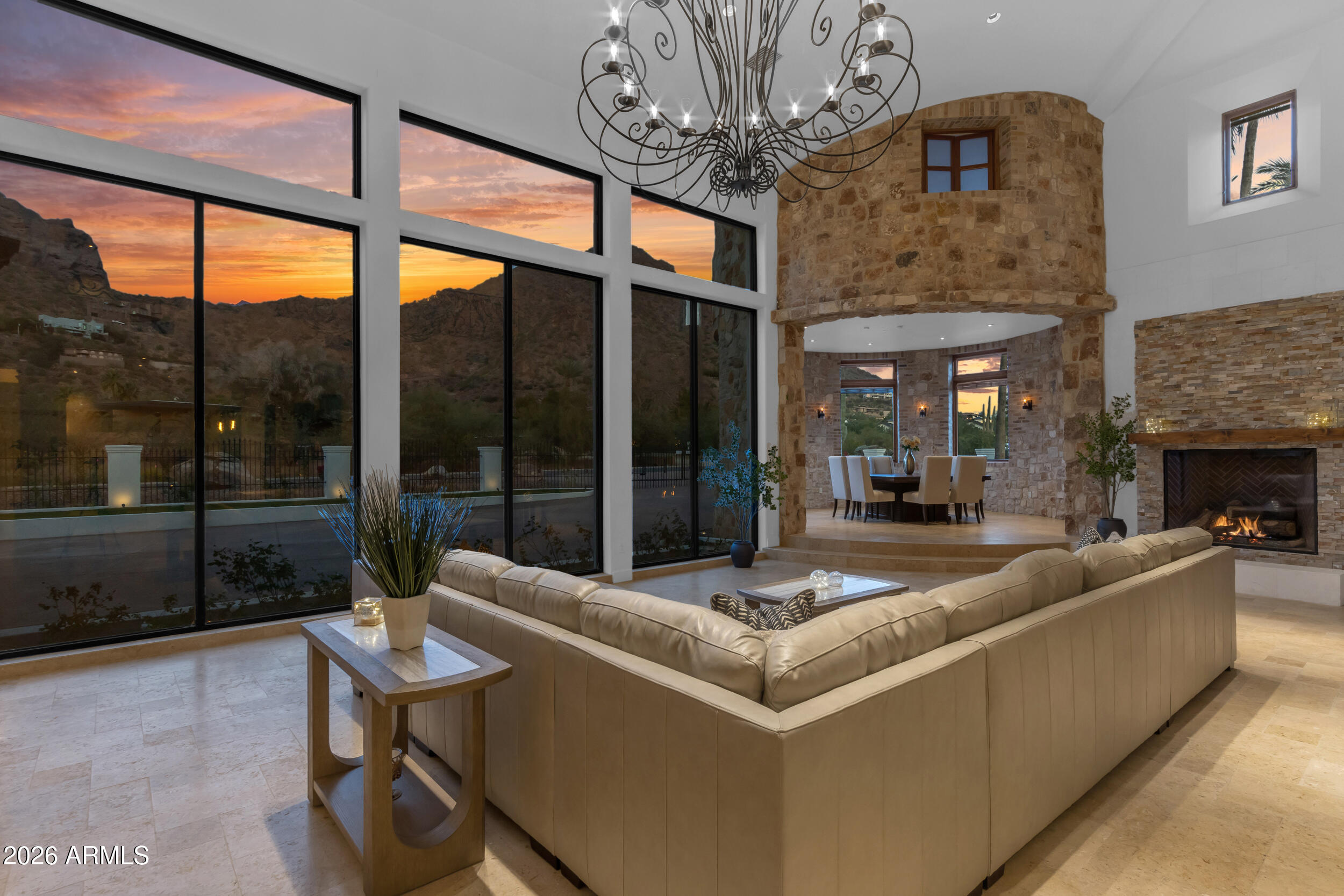 CAMELBACK MOUNTAIN ESTATES PLAT 1 - Residential
