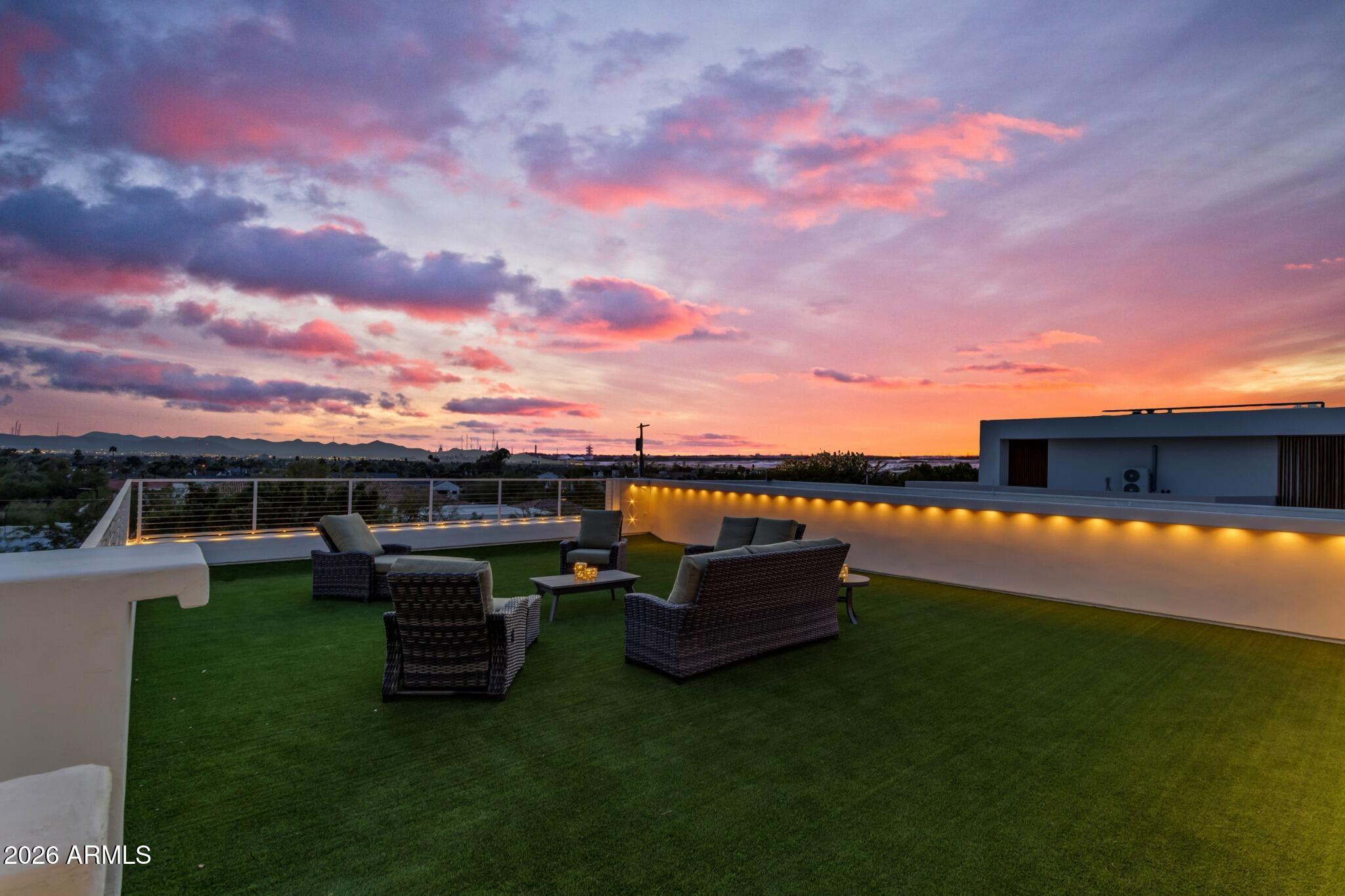 CAMELBACK MOUNTAIN ESTATES PLAT 1 - Residential