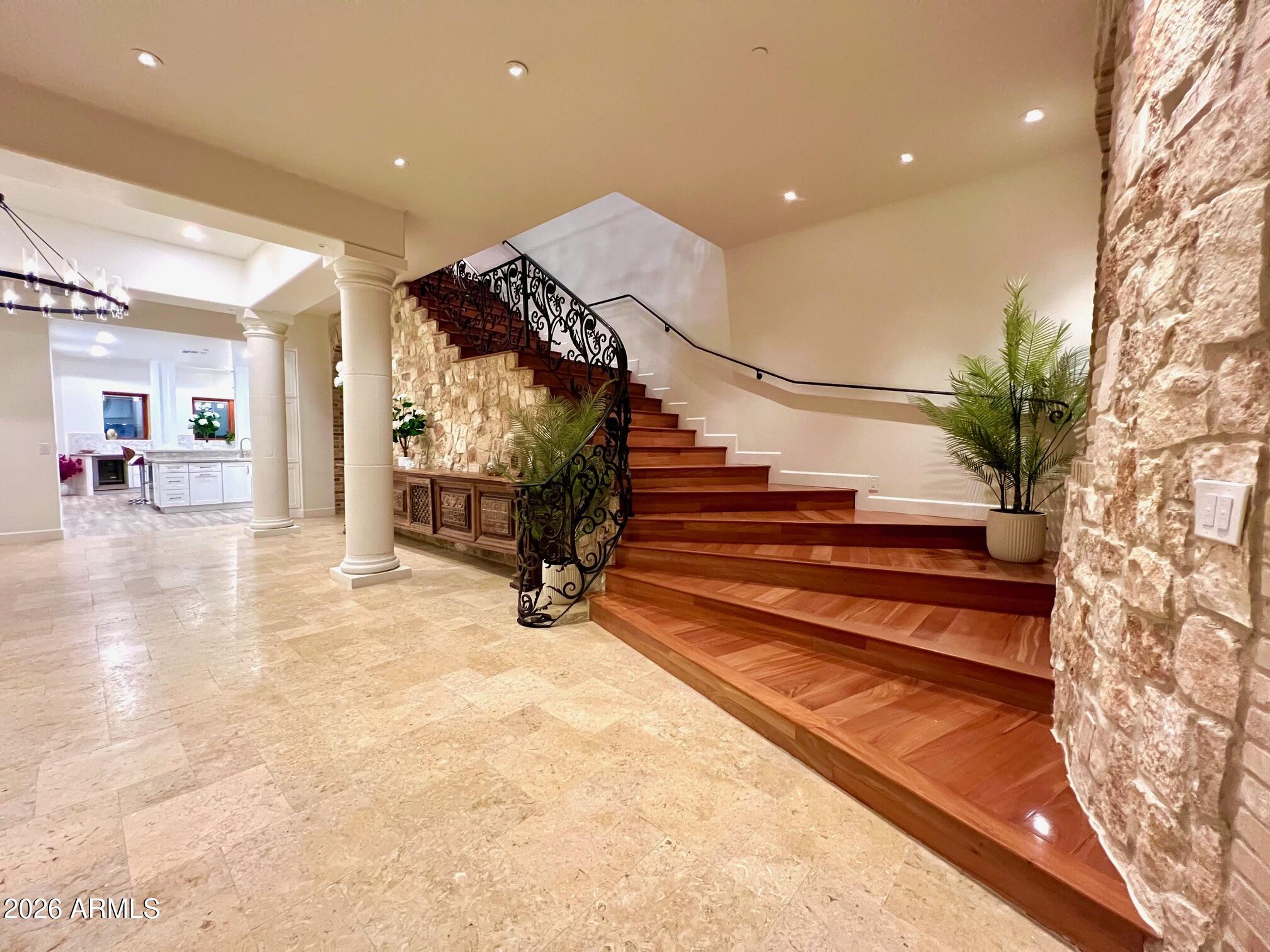 CAMELBACK MOUNTAIN ESTATES PLAT 1 - Residential