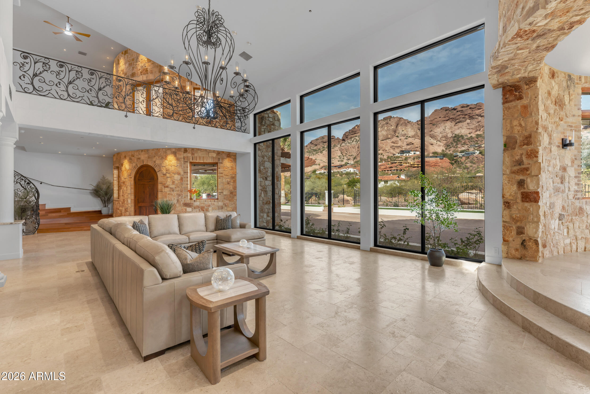 CAMELBACK MOUNTAIN ESTATES PLAT 1 - Residential