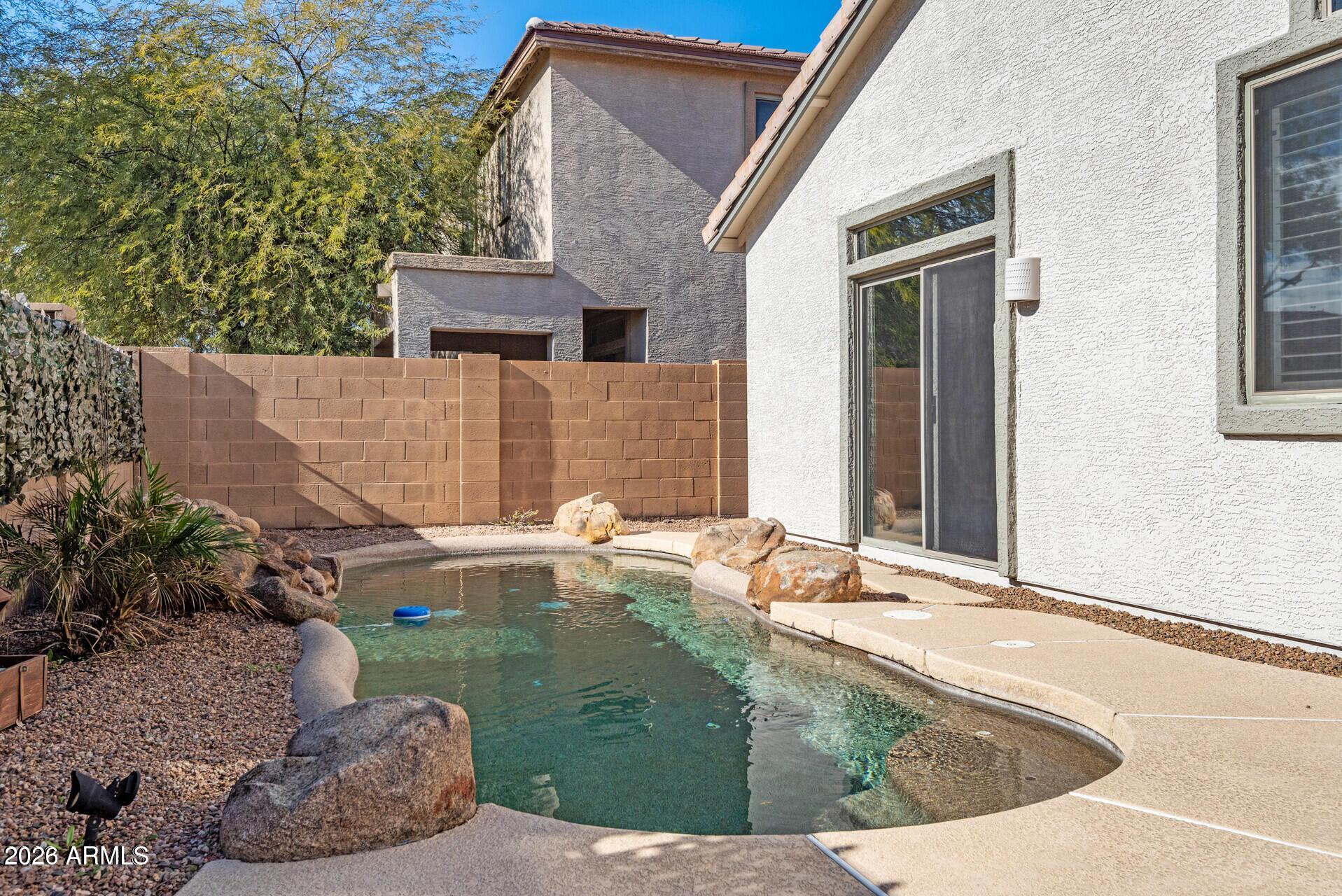PALM VALLEY PARCEL 5 REPLAT - Residential