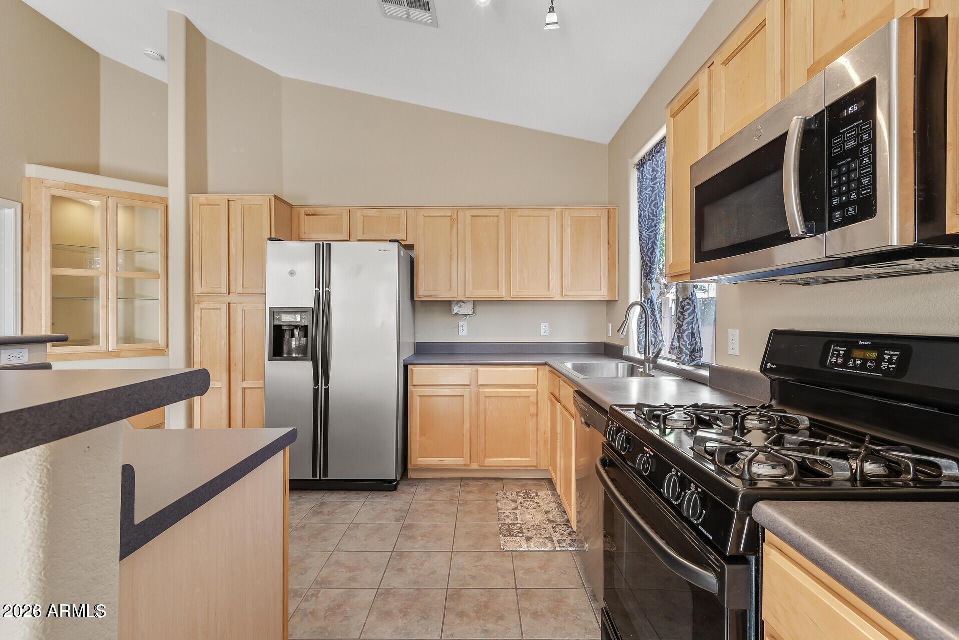 PALM VALLEY PARCEL 5 REPLAT - Residential