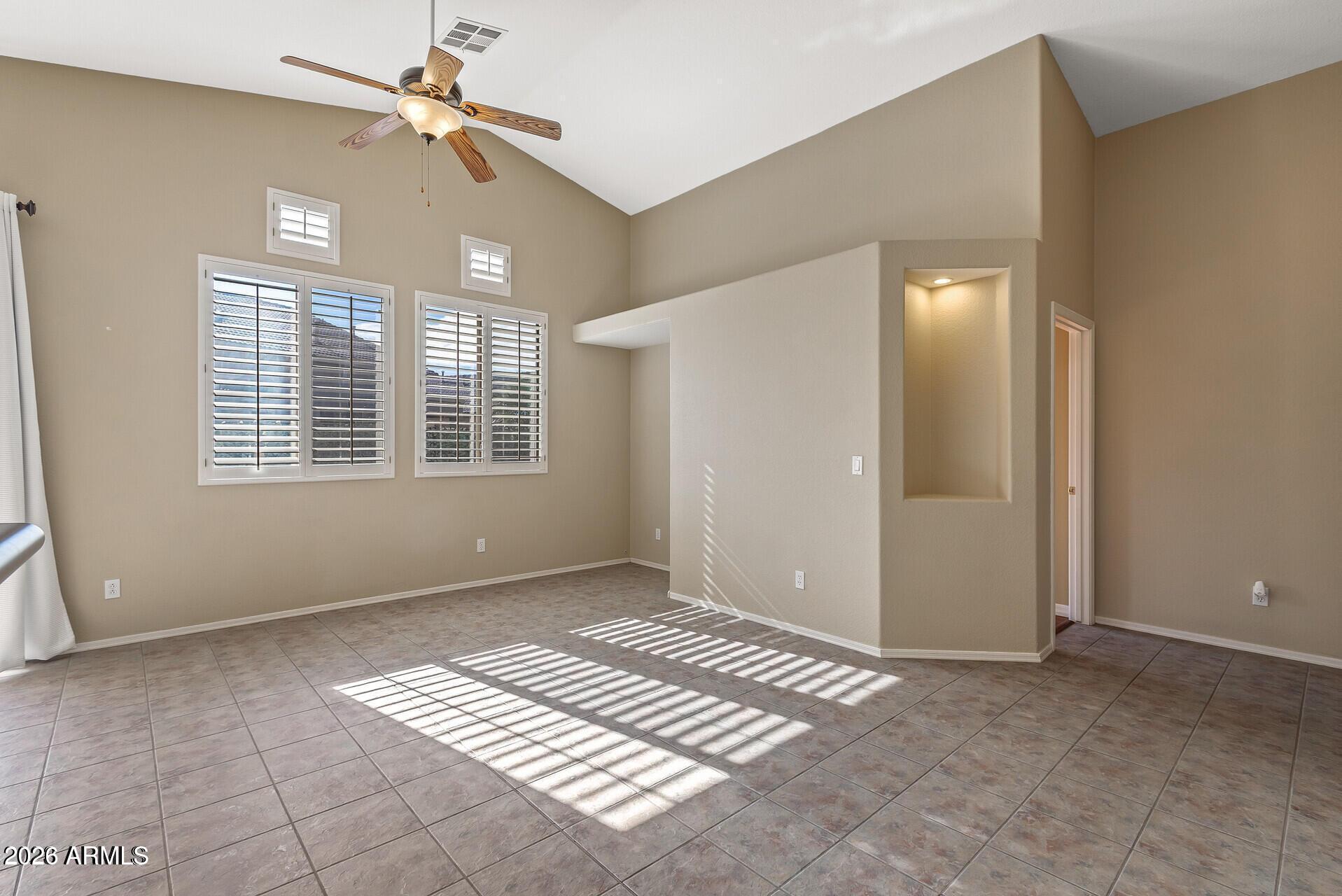 PALM VALLEY PARCEL 5 REPLAT - Residential