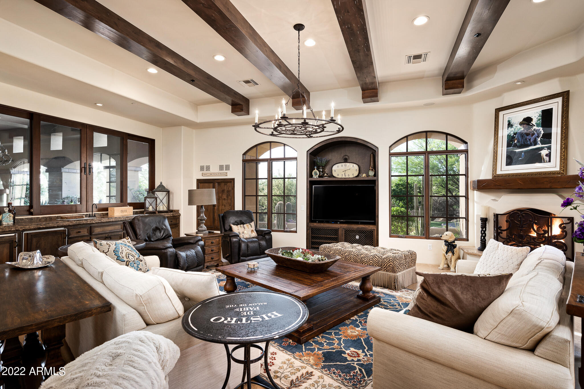 WHISPER ROCK - Residential