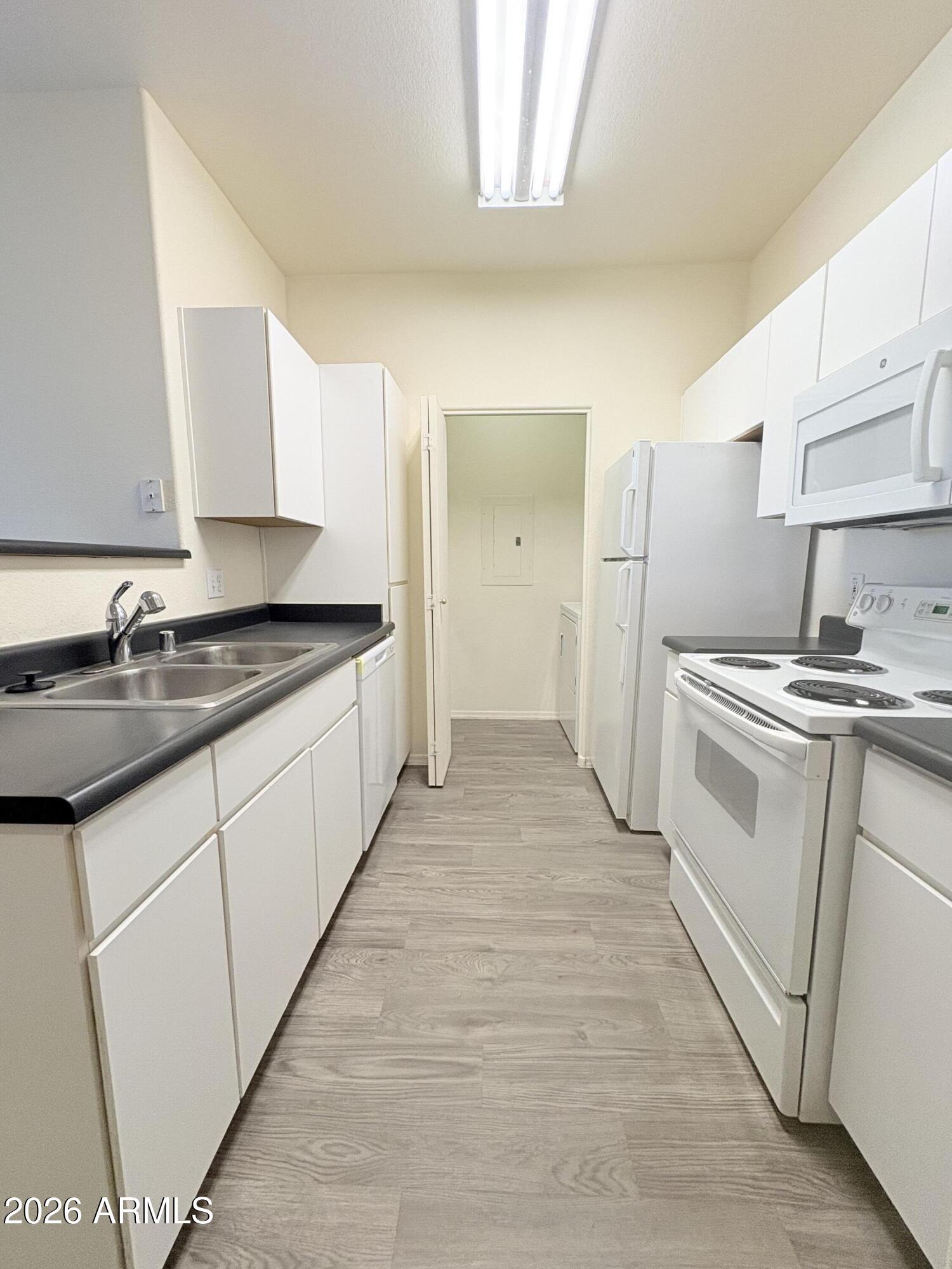 BRICK COMMONS CONDOMINIUM - Residential