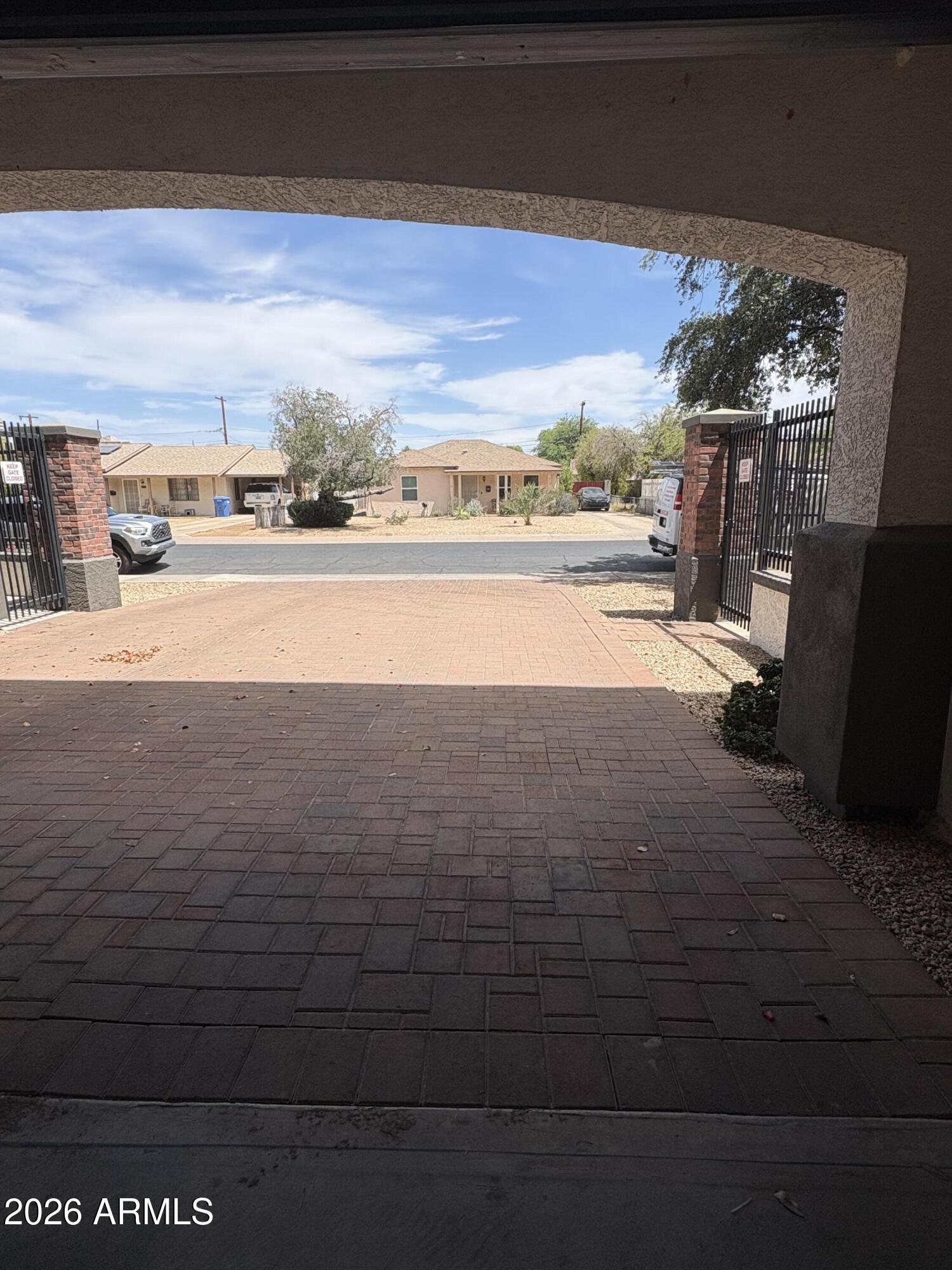 BRICK COMMONS CONDOMINIUM - Residential