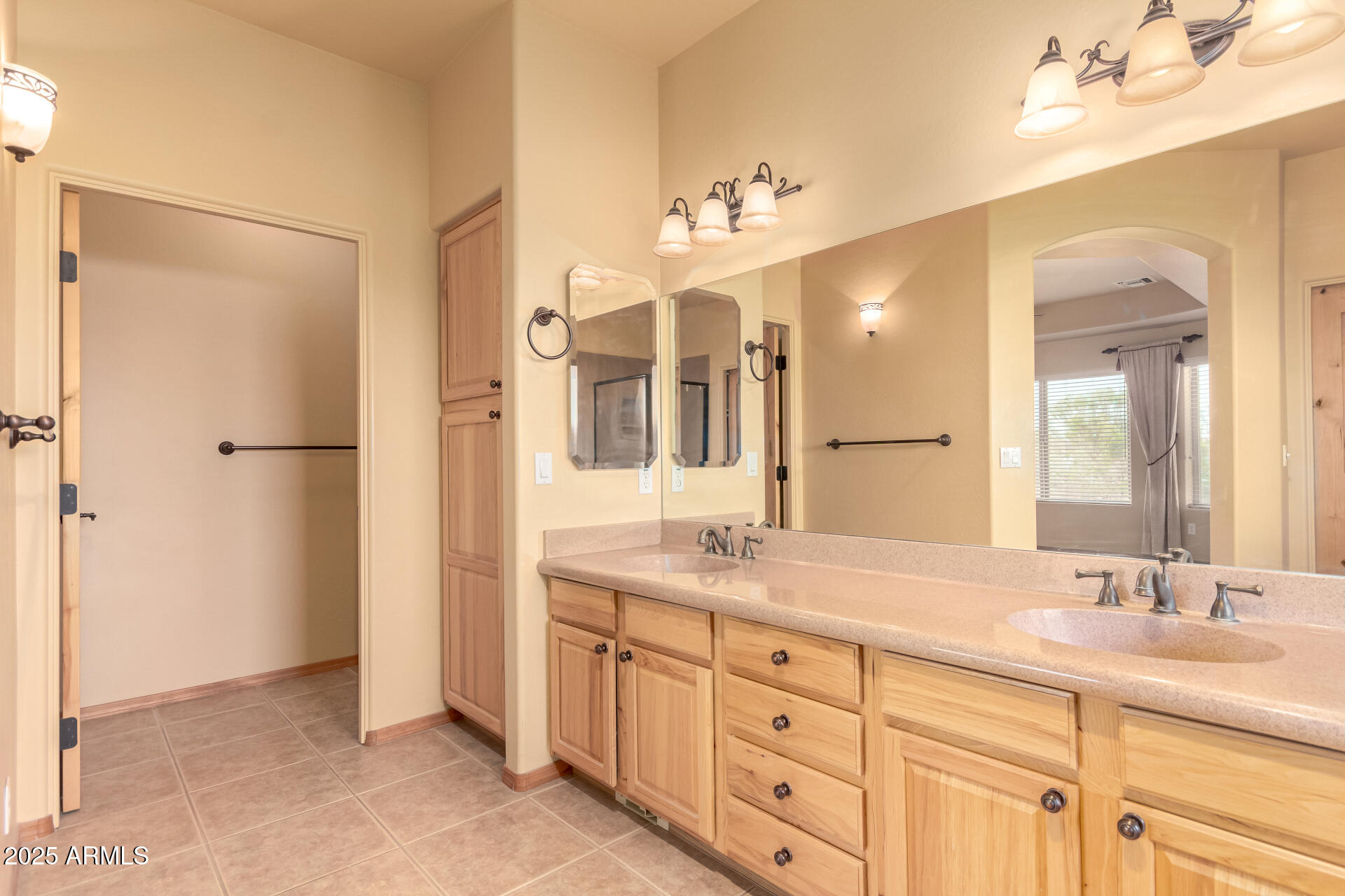 ARIZONA CITY UNIT TEN - Residential