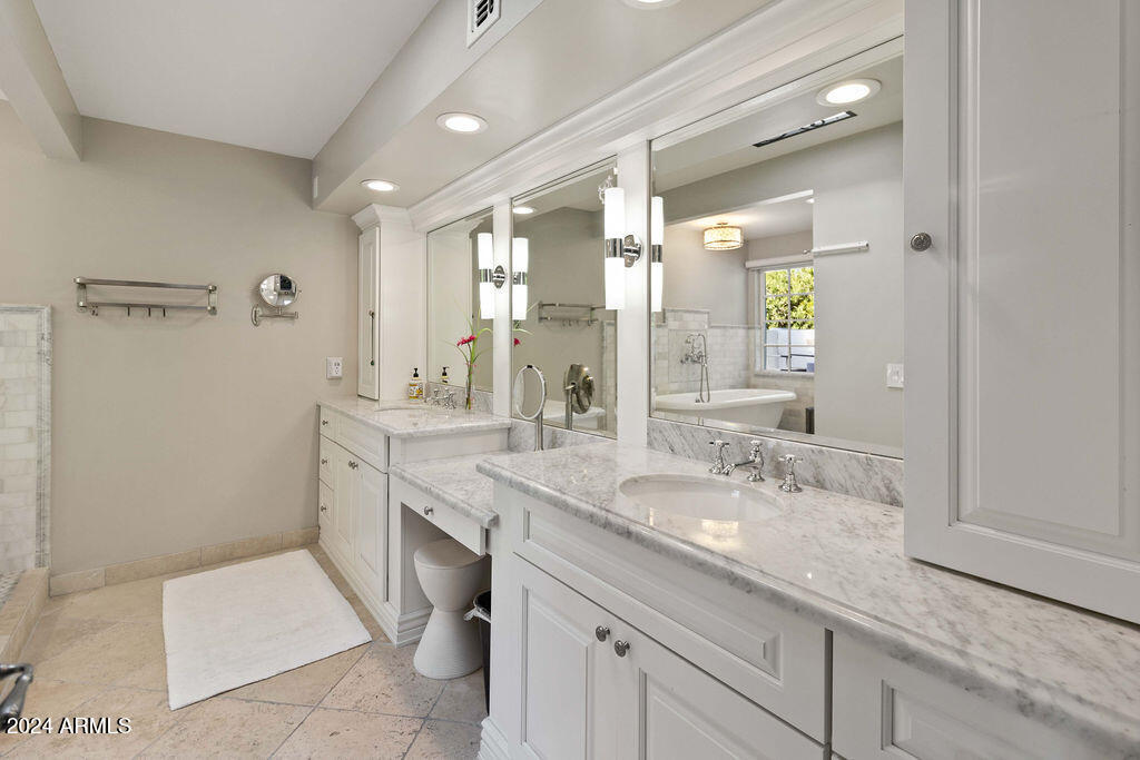 CAMELBACK COUNTRY CLUB ESTATES 2 AMENDED - Residential