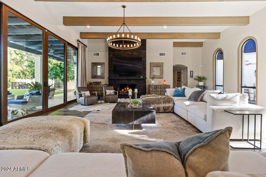 CAMELBACK COUNTRY CLUB ESTATES 2 AMENDED - Residential