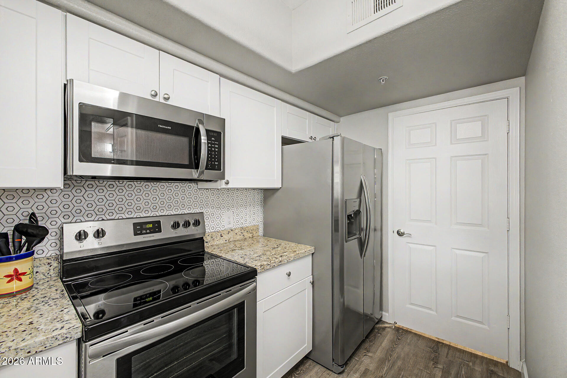 SIGNATURE SCOTTSDALE CONDOMINIUM - Residential
