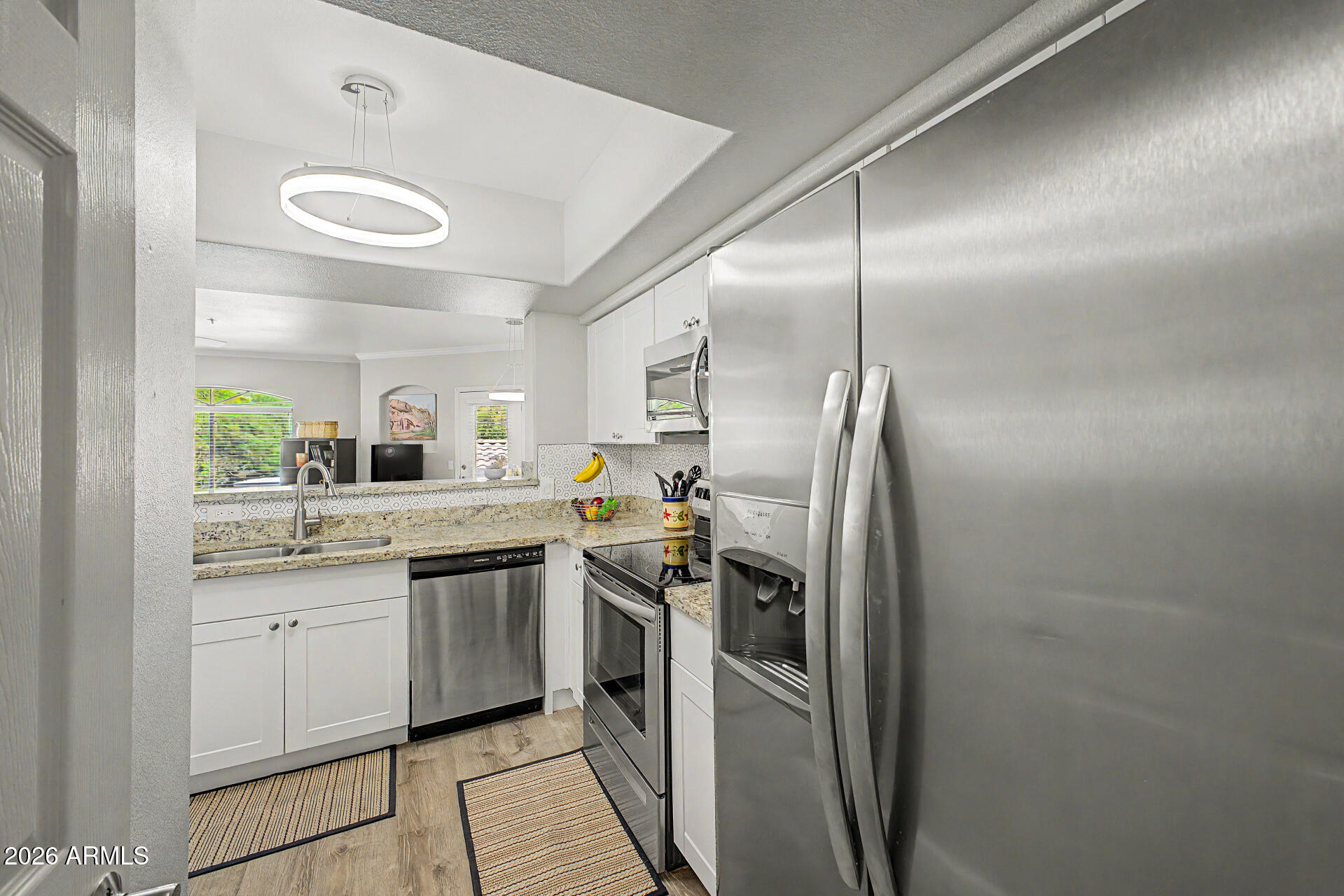 SIGNATURE SCOTTSDALE CONDOMINIUM - Residential