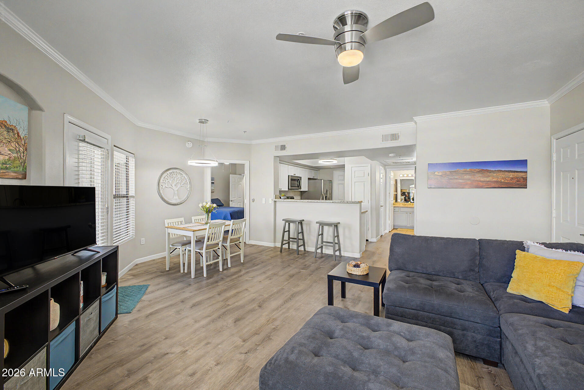 SIGNATURE SCOTTSDALE CONDOMINIUM - Residential