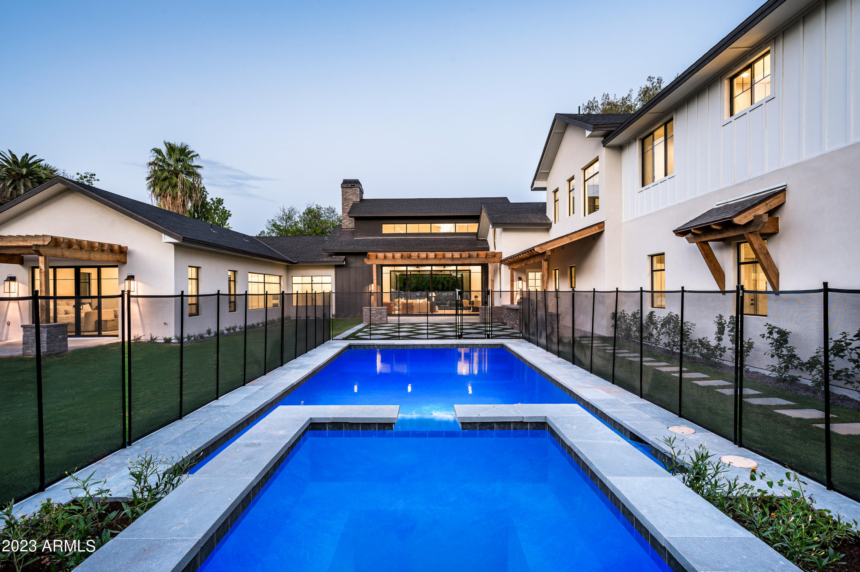 ORANGEWOOD LOT 20 BLOCK 5 - Residential