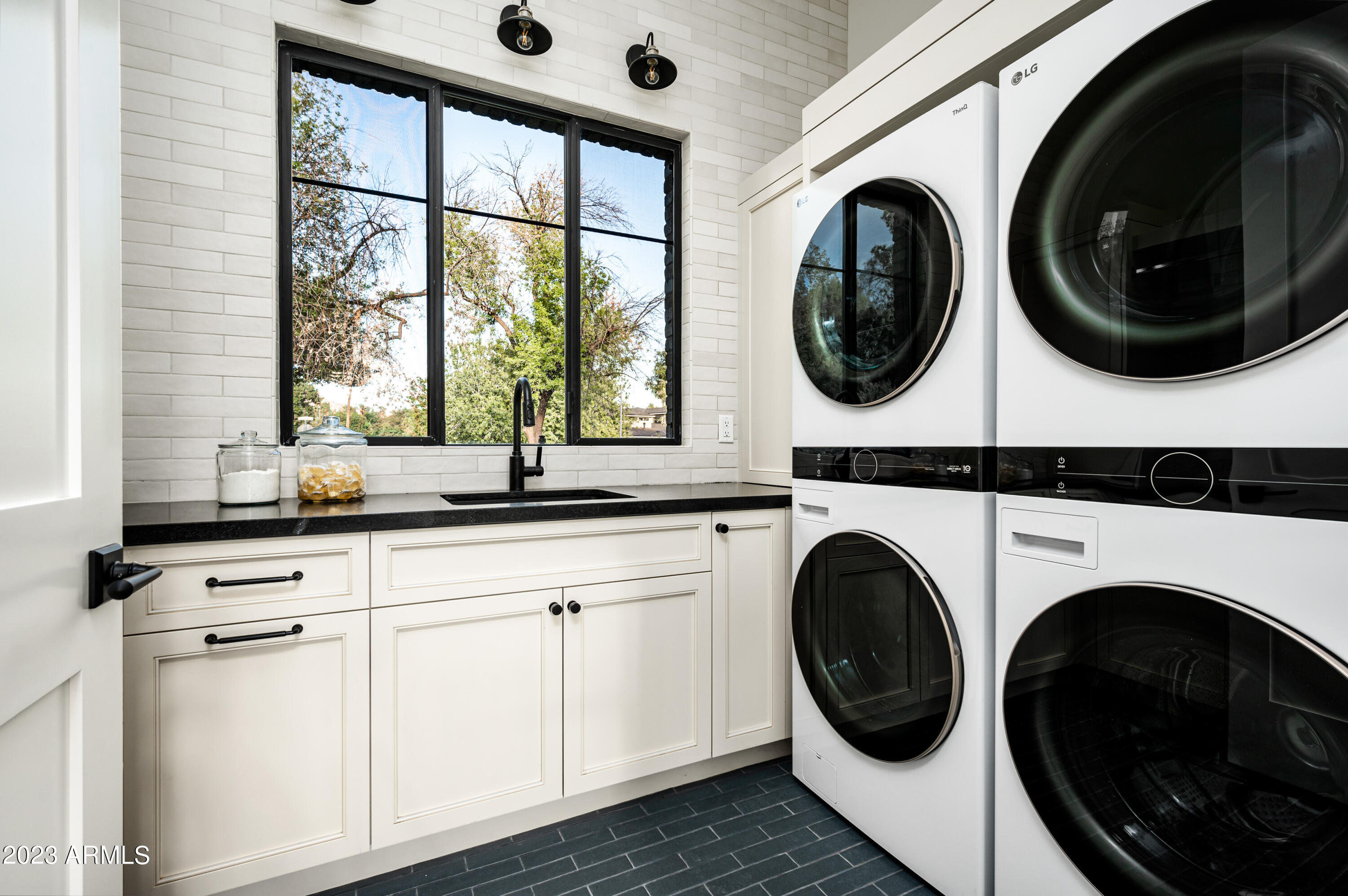 ORANGEWOOD LOT 20 BLOCK 5 - Residential