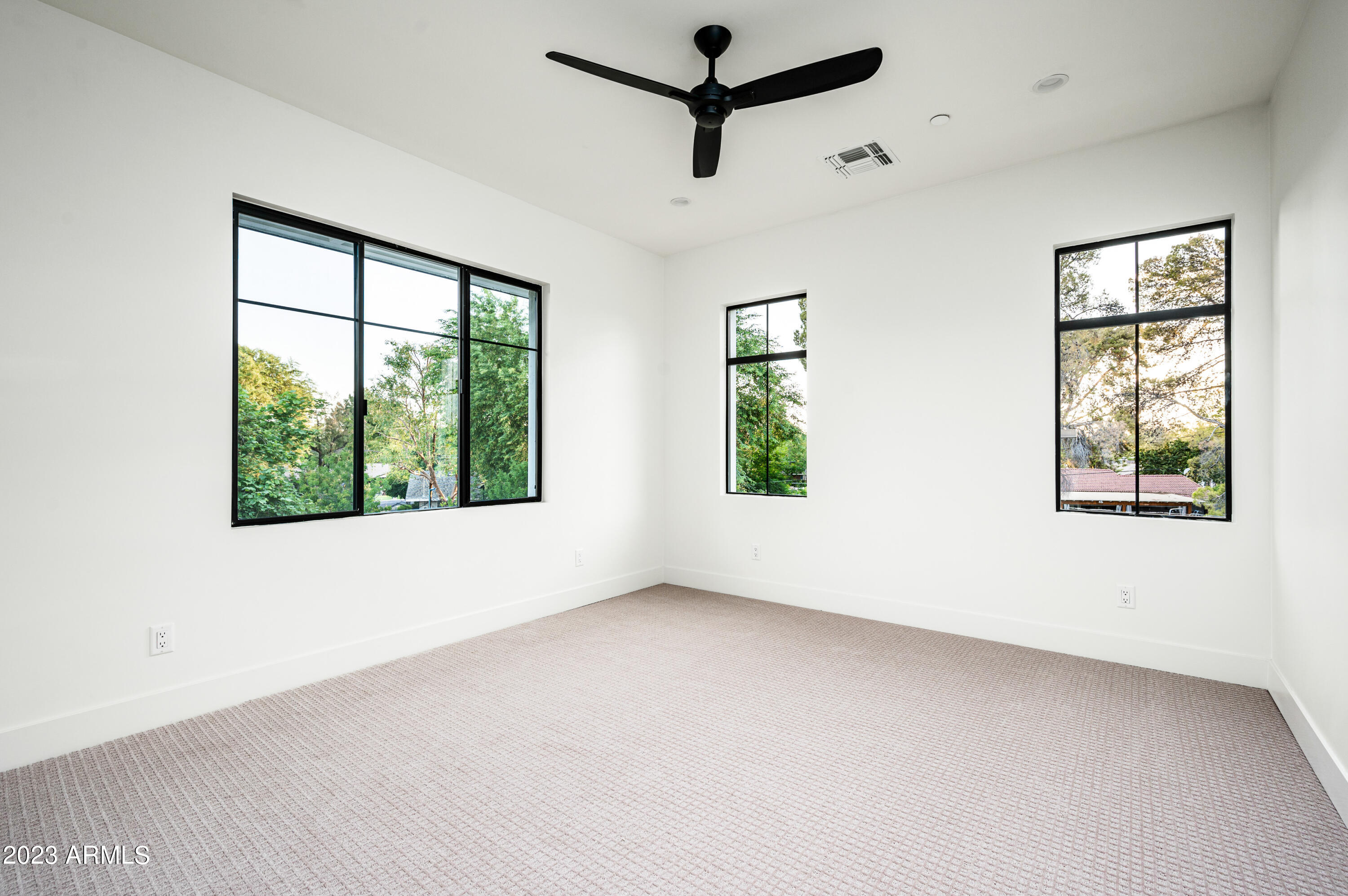 ORANGEWOOD LOT 20 BLOCK 5 - Residential