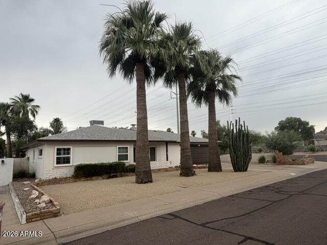 VILLAGE GROVE 4 - Residential