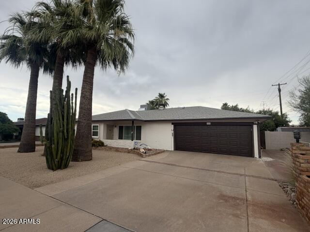 VILLAGE GROVE 4 - Residential
