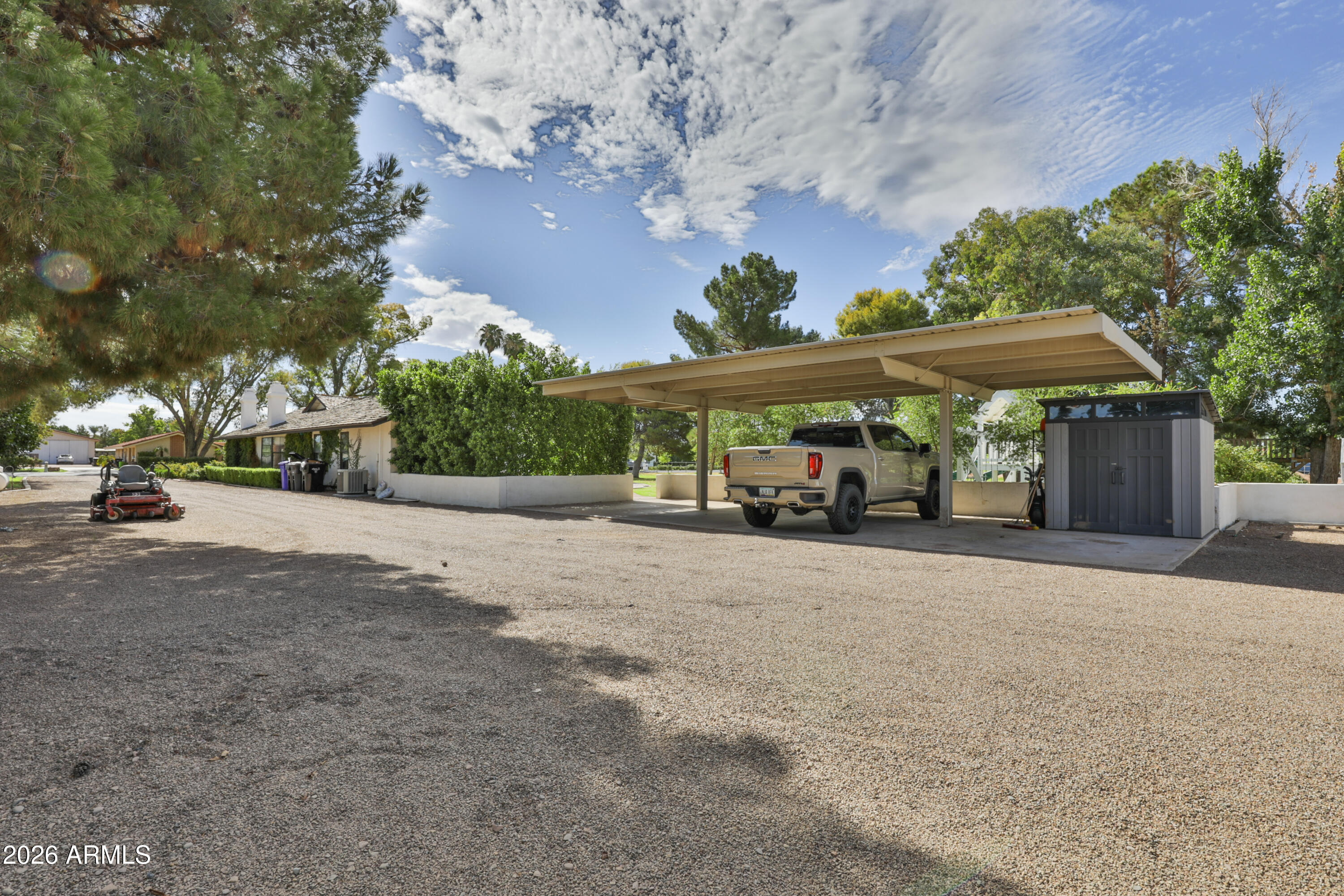 SAWYER ESTATES - Residential