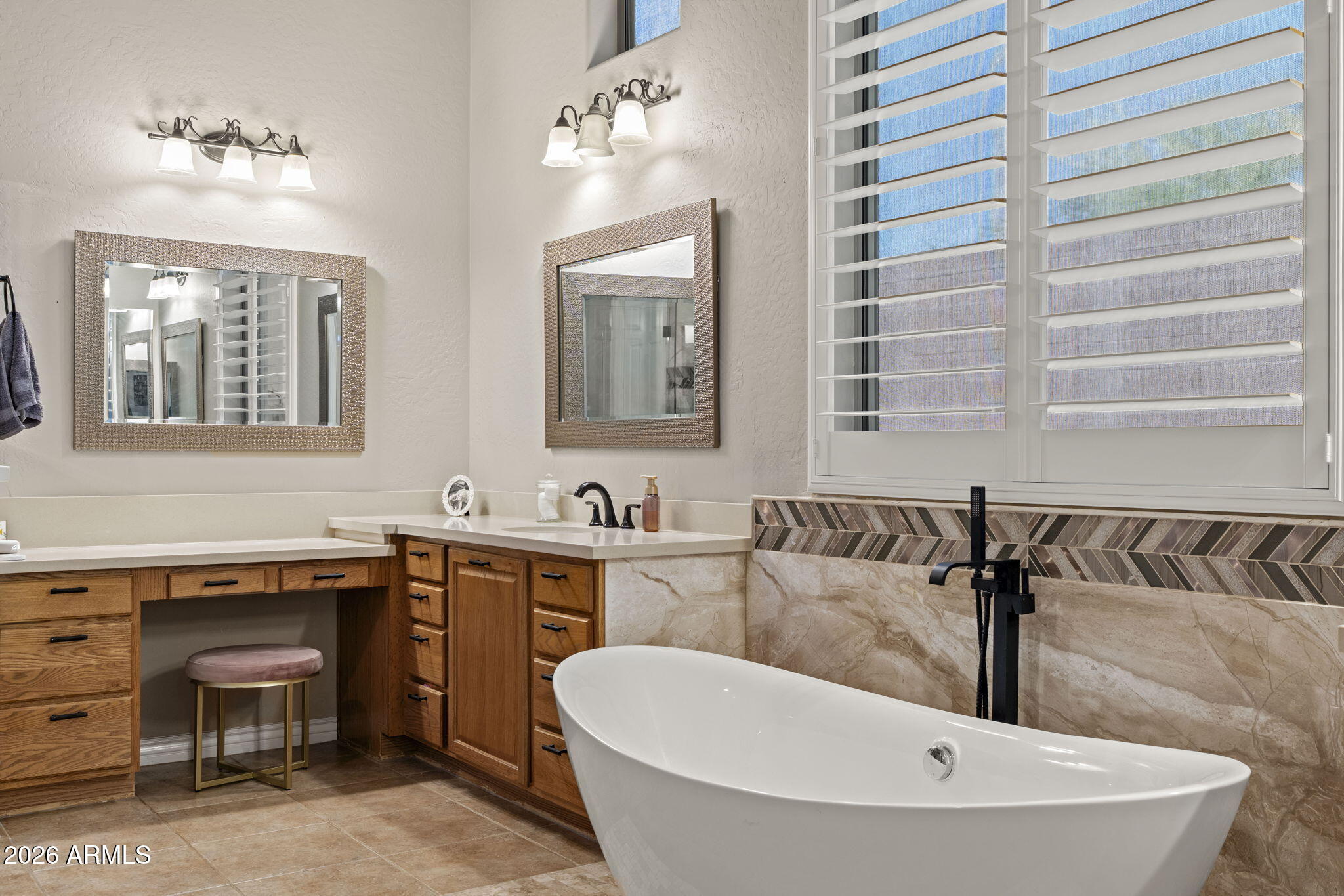 ANTHEM COUNTRY CLUB - Residential