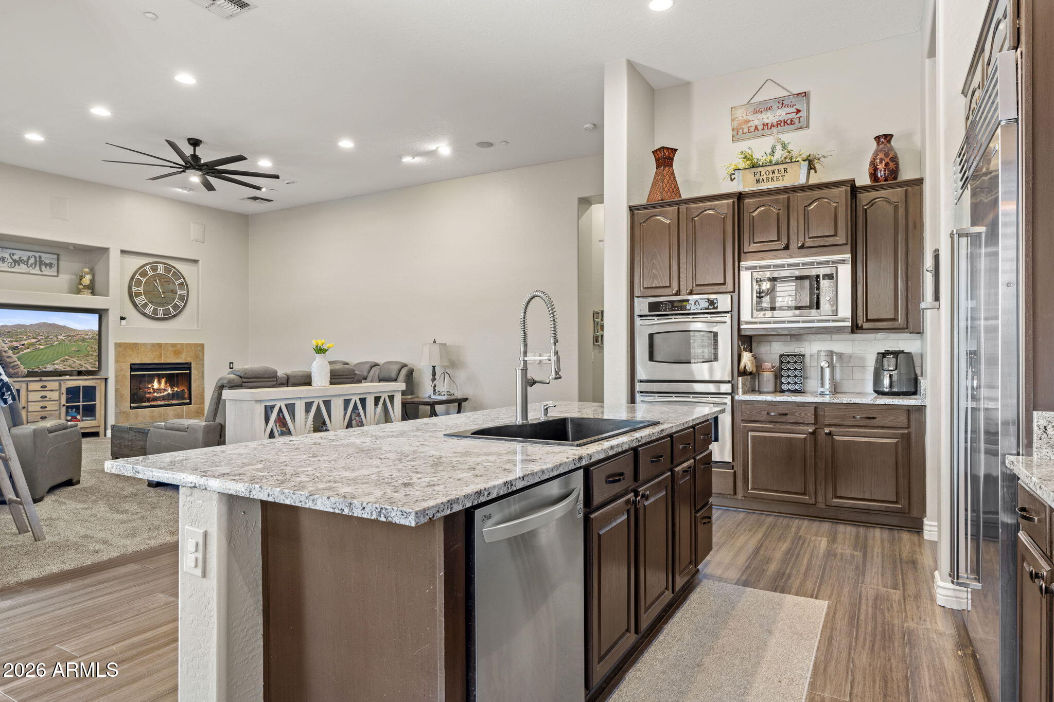 ANTHEM COUNTRY CLUB - Residential