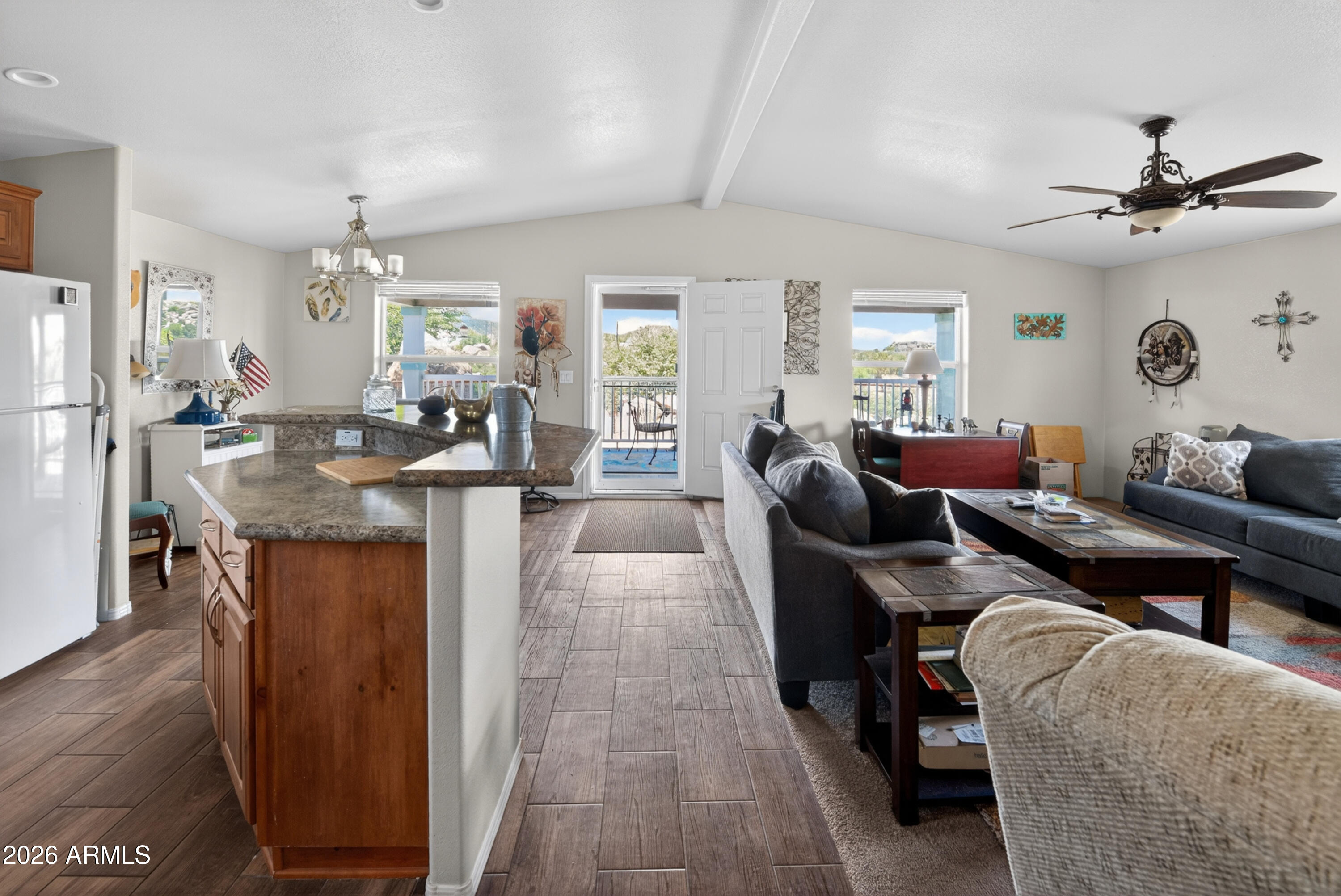 BOULDER MESA - Residential