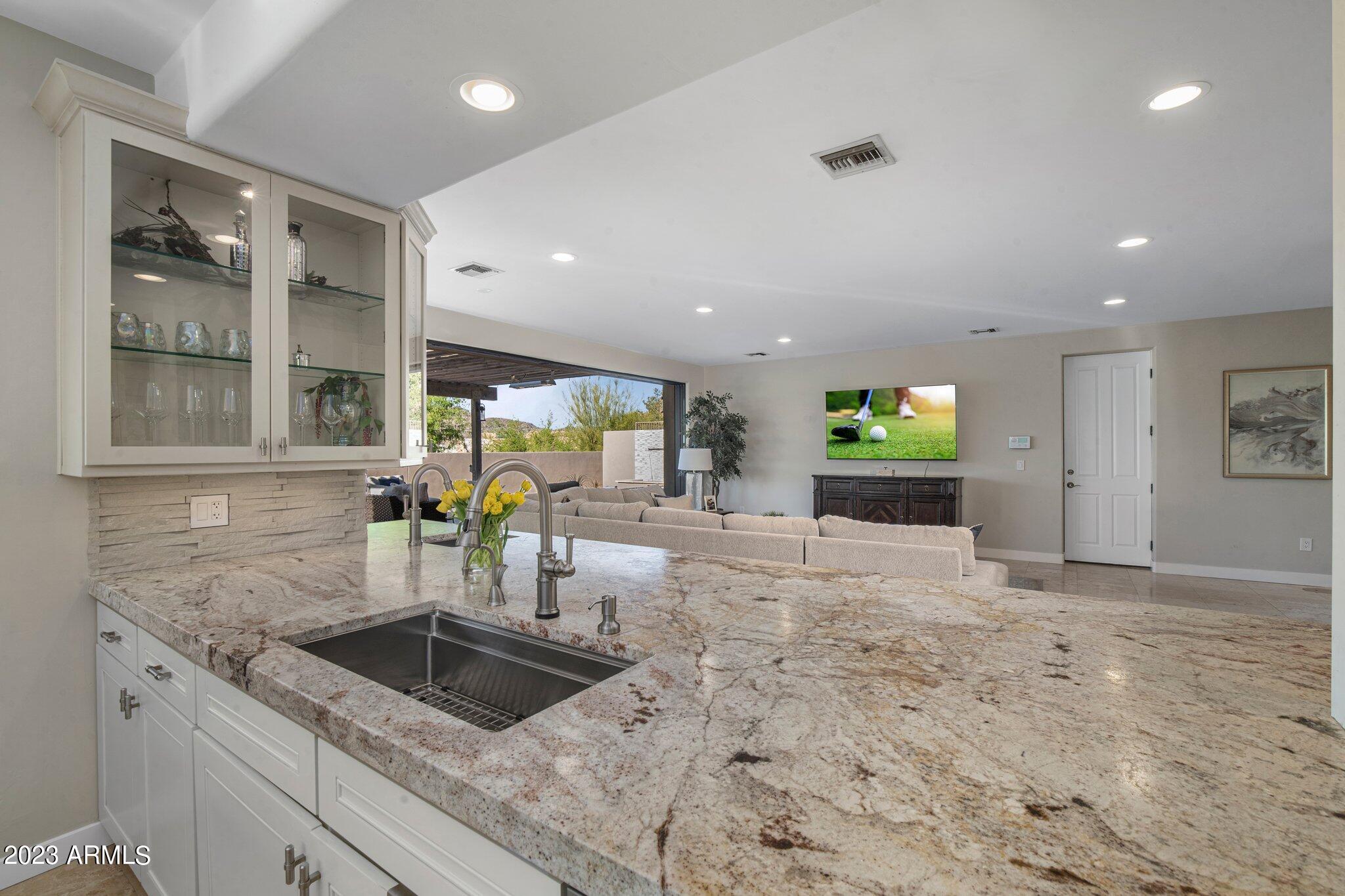 ECHO CANYON - Residential