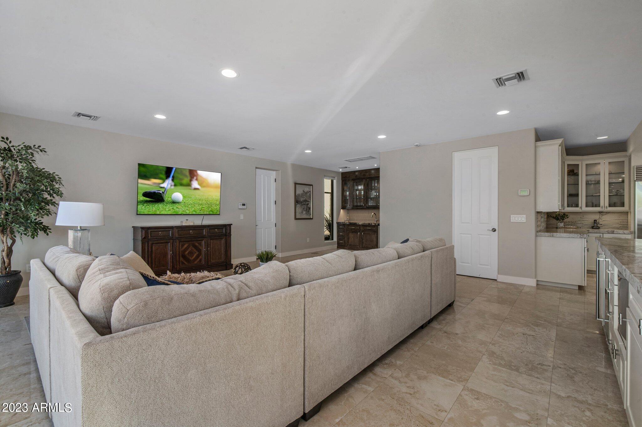 ECHO CANYON - Residential