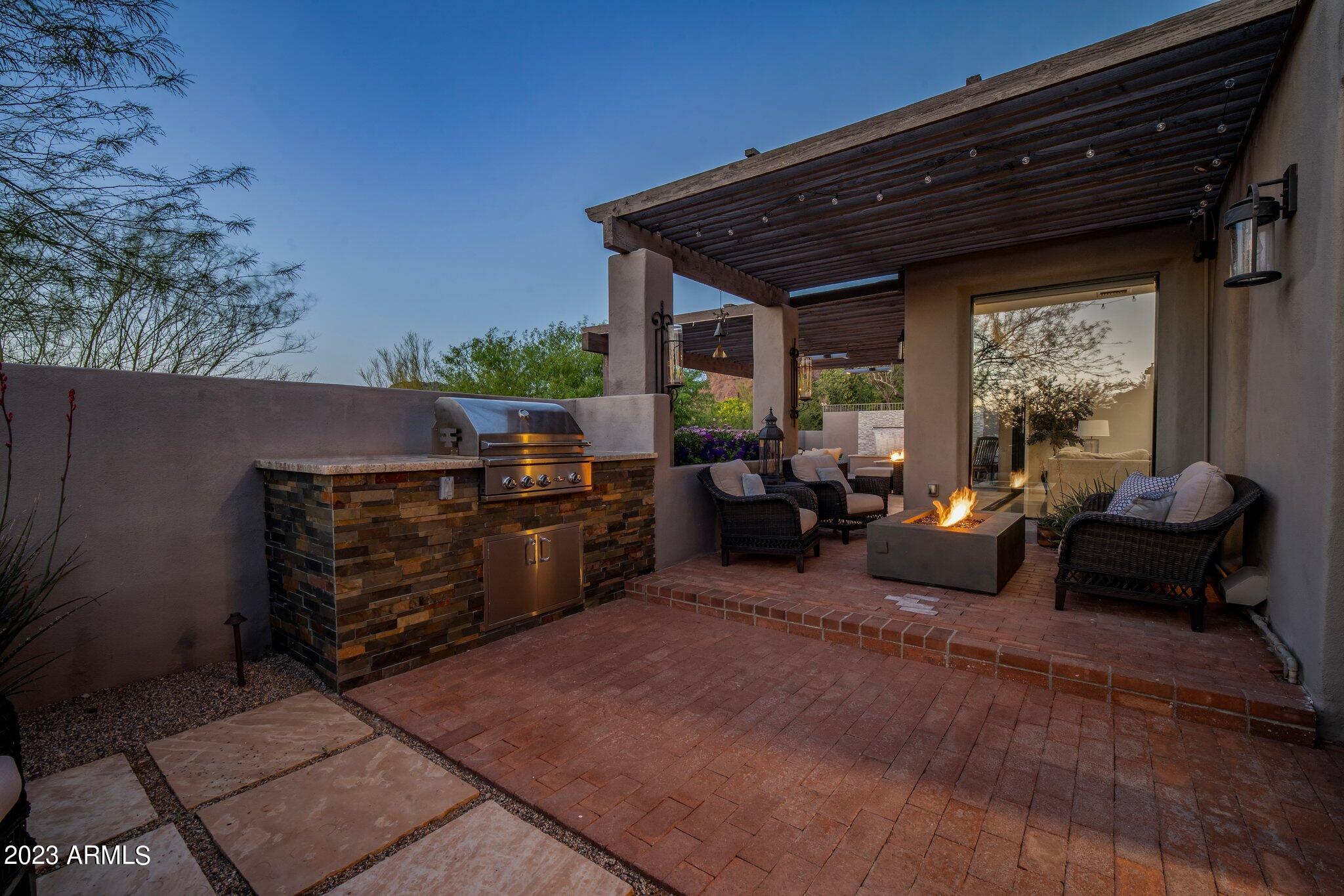 ECHO CANYON - Residential