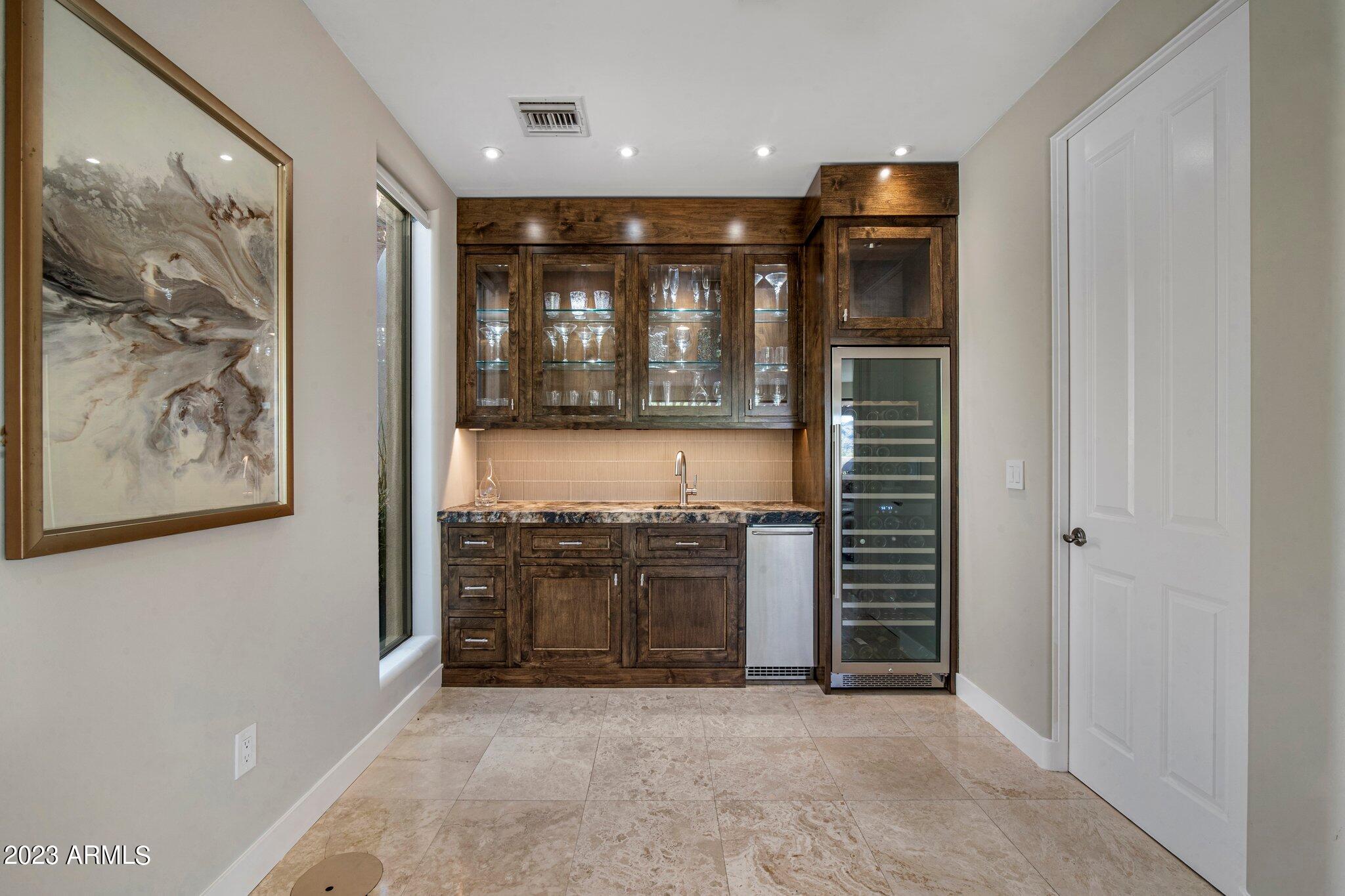 ECHO CANYON - Residential