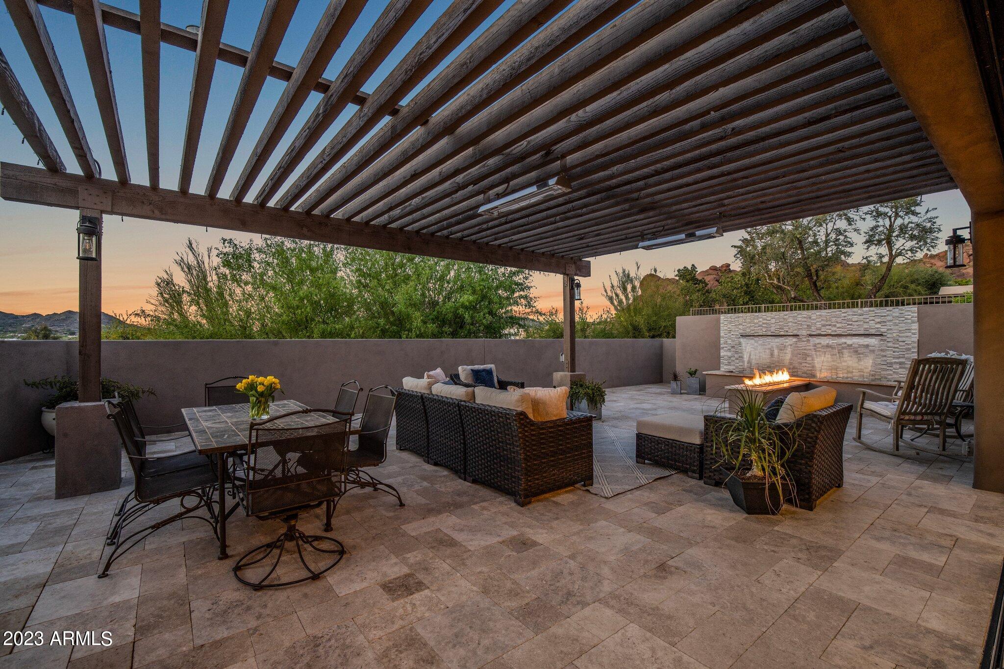 ECHO CANYON - Residential