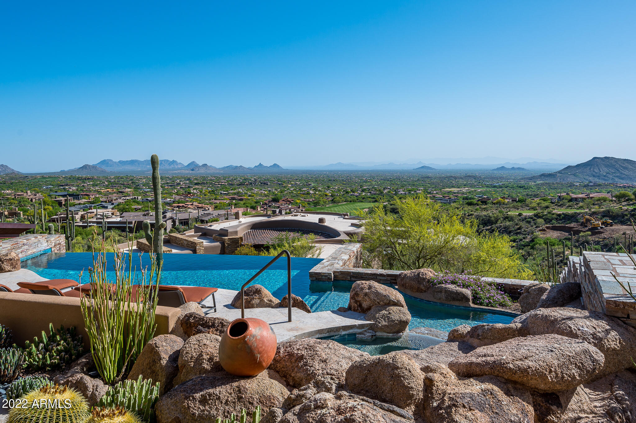 DESERT MOUNTAIN - Residential