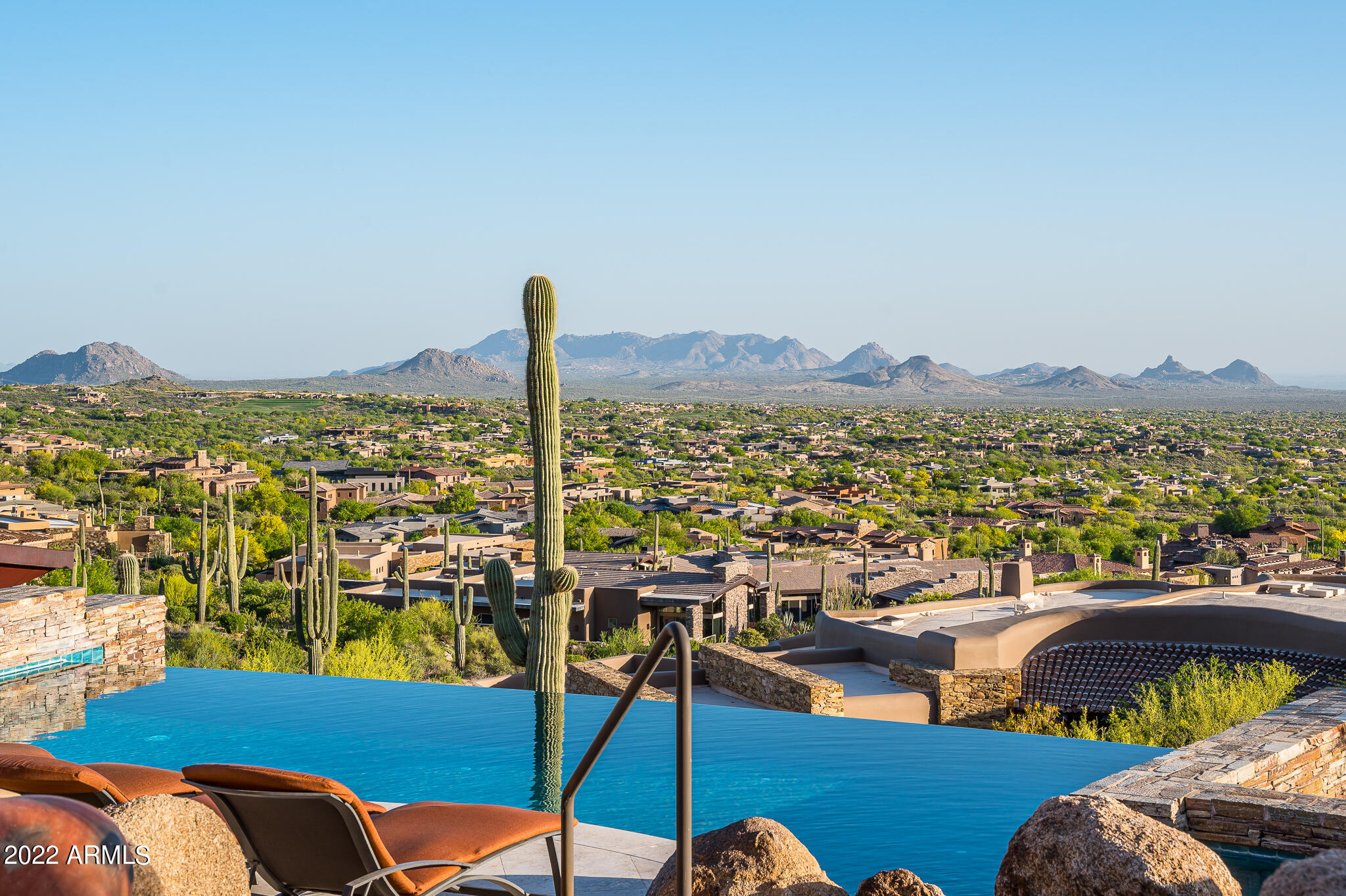 DESERT MOUNTAIN - Residential