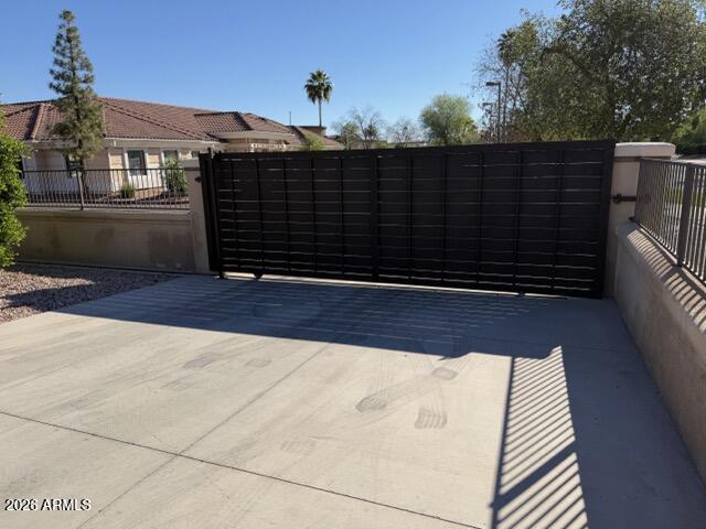DRIFTWOOD PLAZA - Commercial Sale