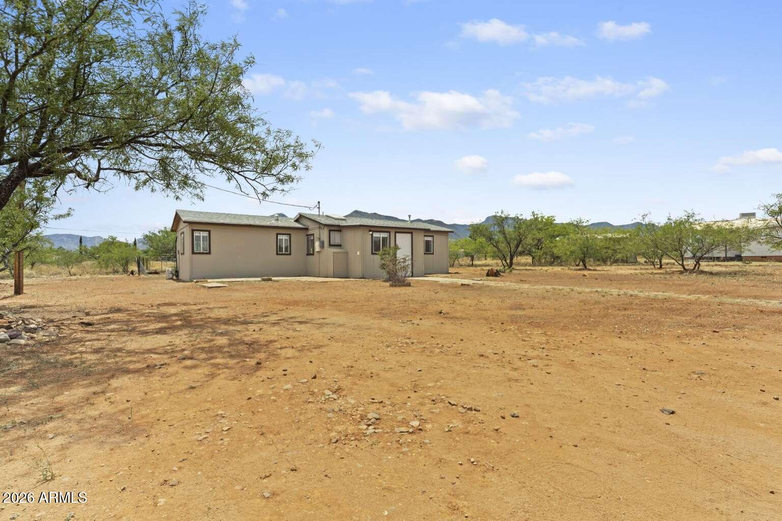 GOLDEN MEADOWS - Residential