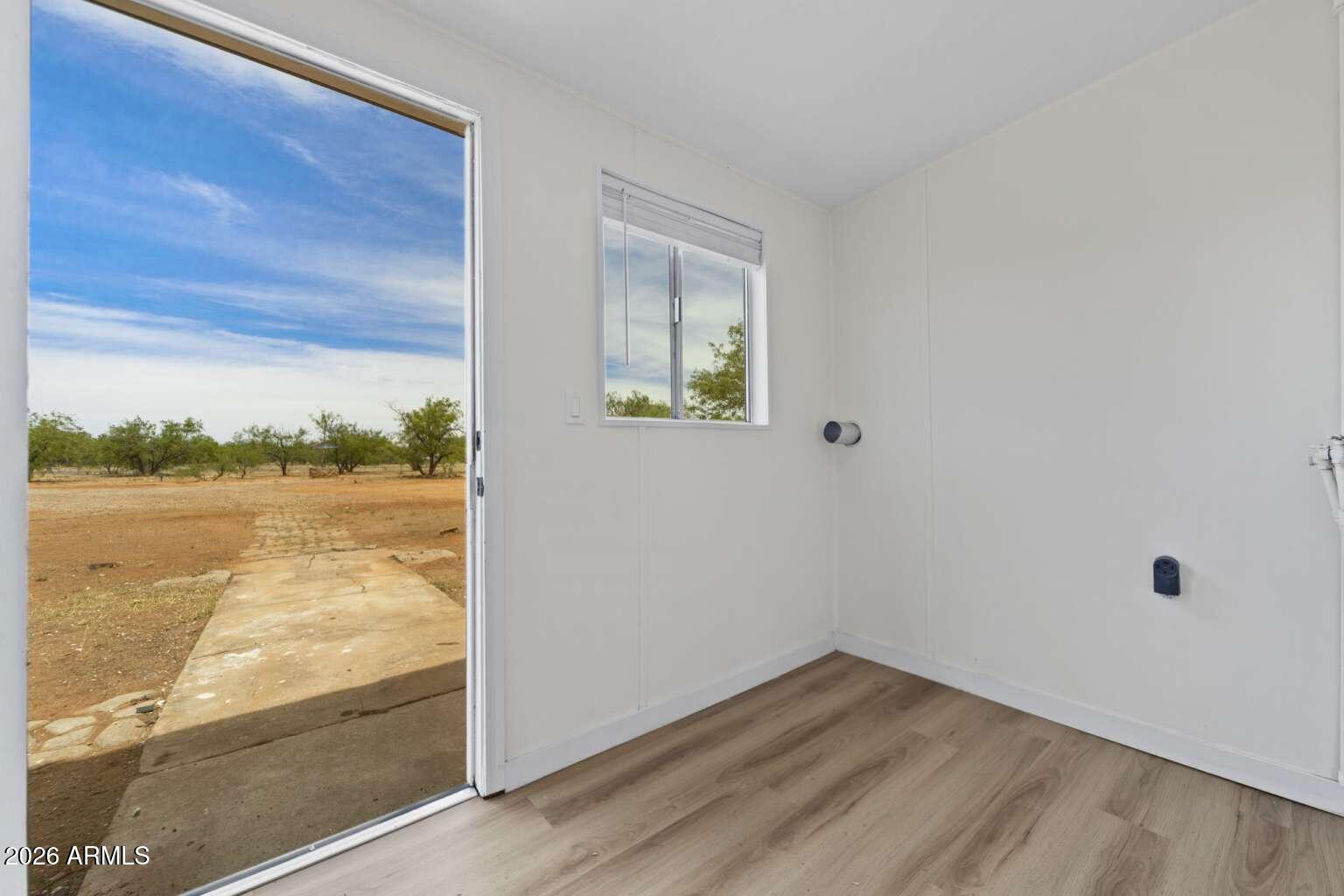 GOLDEN MEADOWS - Residential
