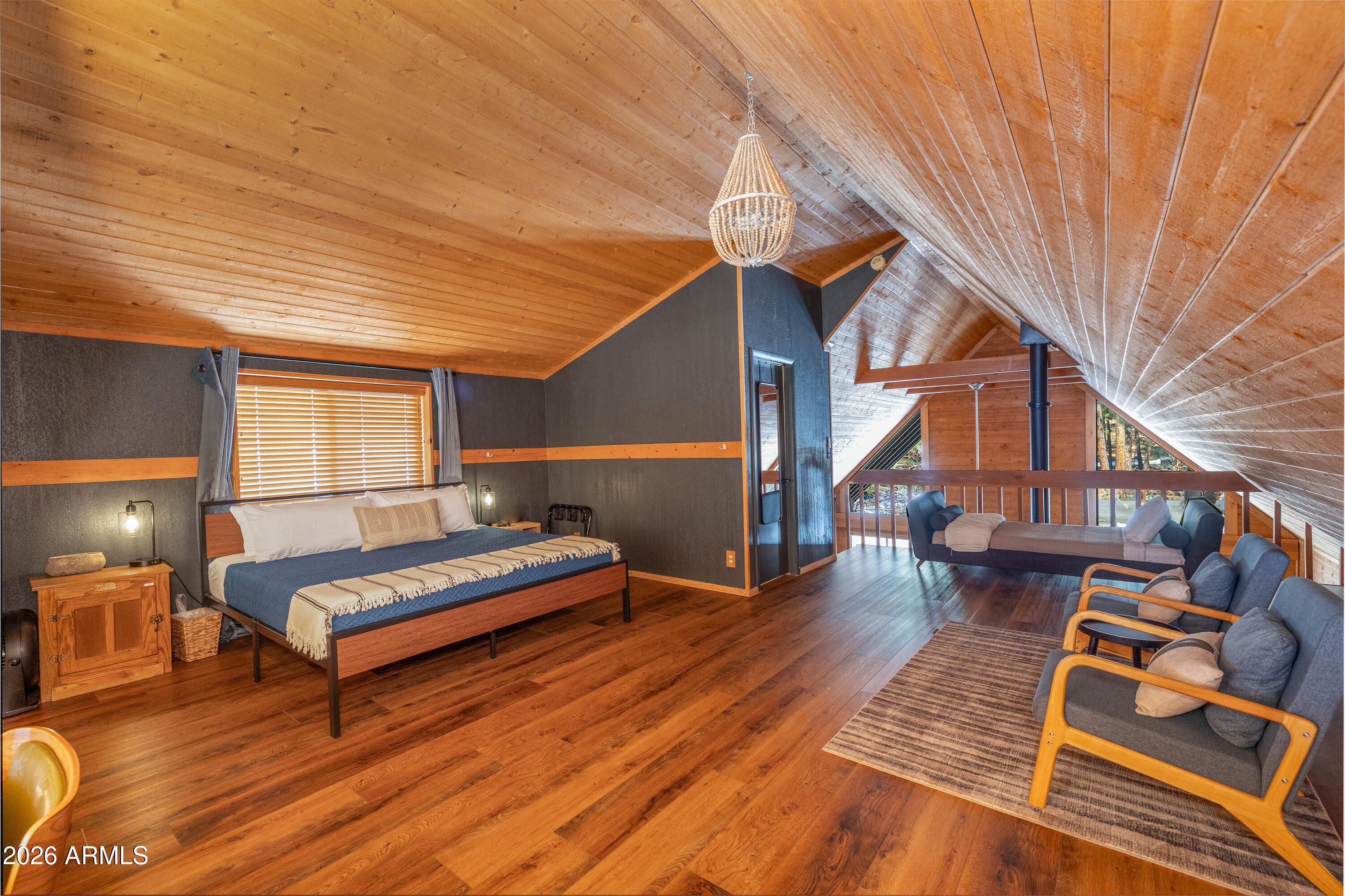 PINEWOOD 15 - Residential