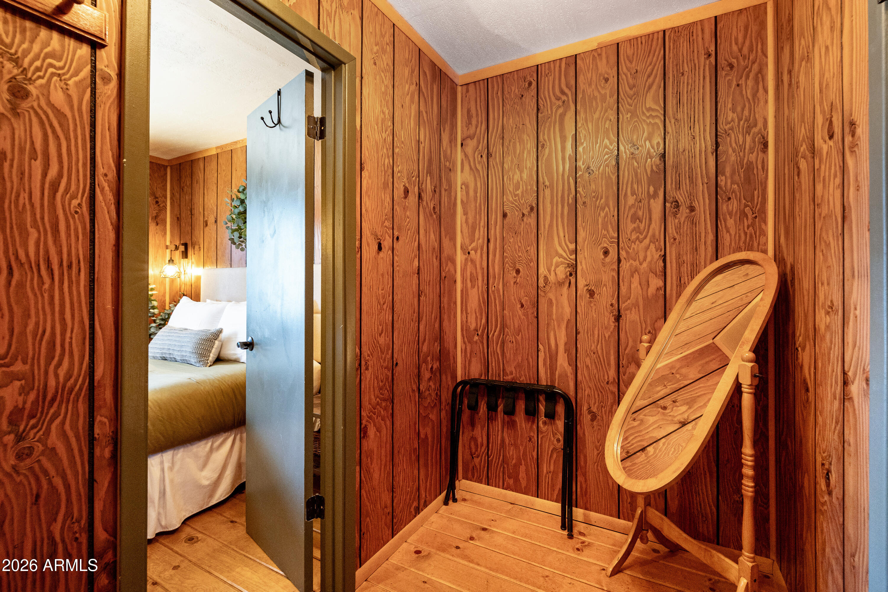 PINEWOOD 15 - Residential