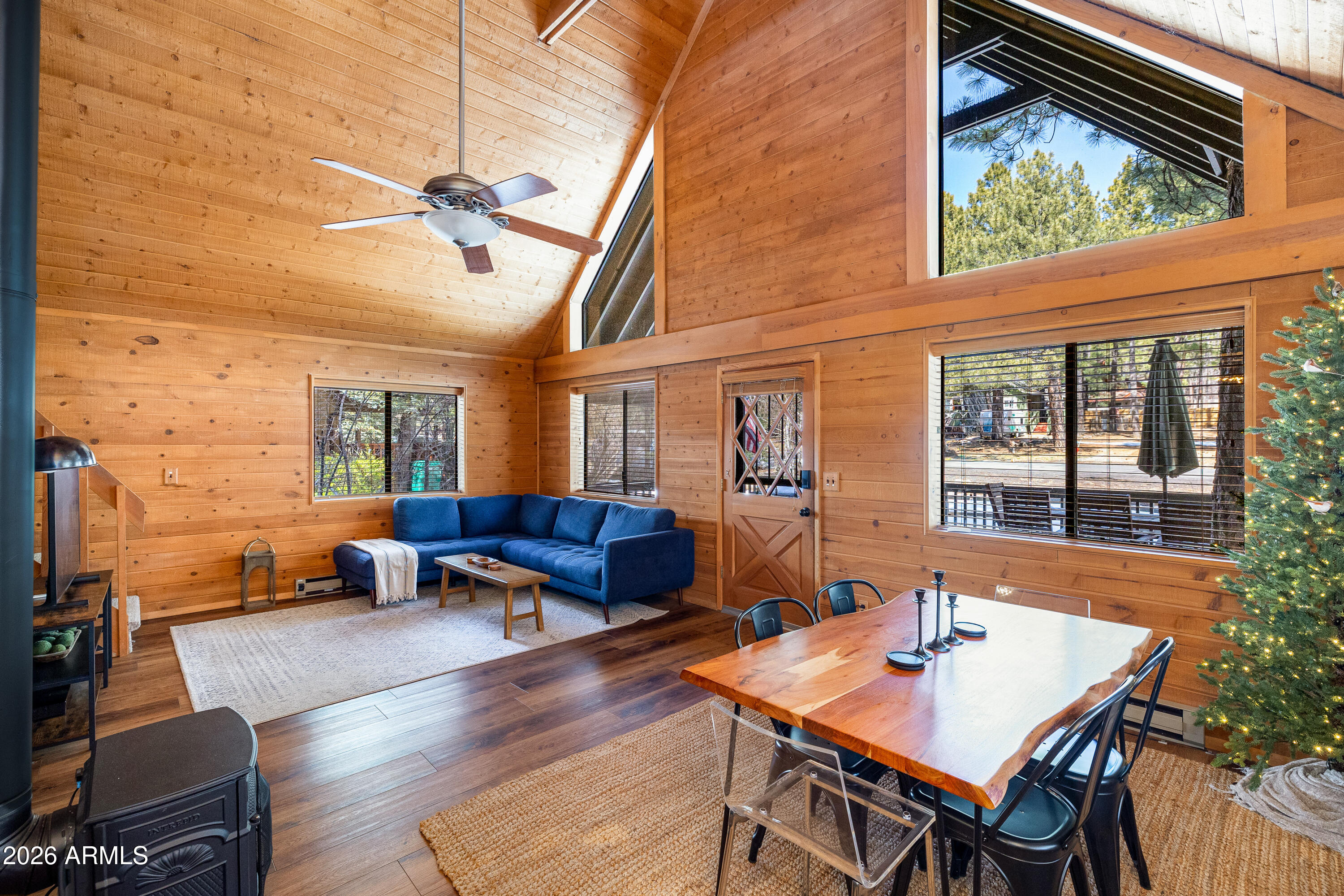 PINEWOOD 15 - Residential