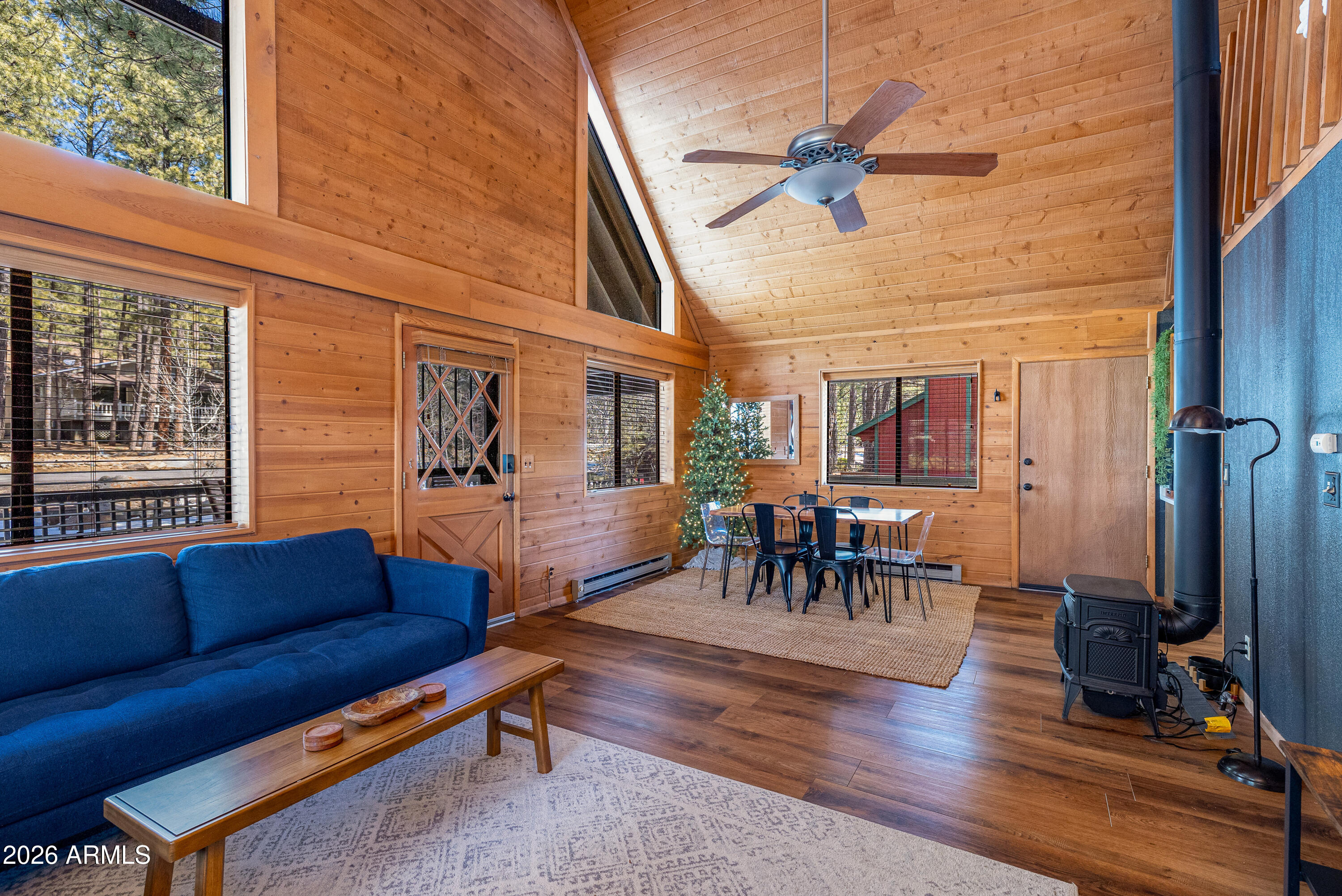 PINEWOOD 15 - Residential