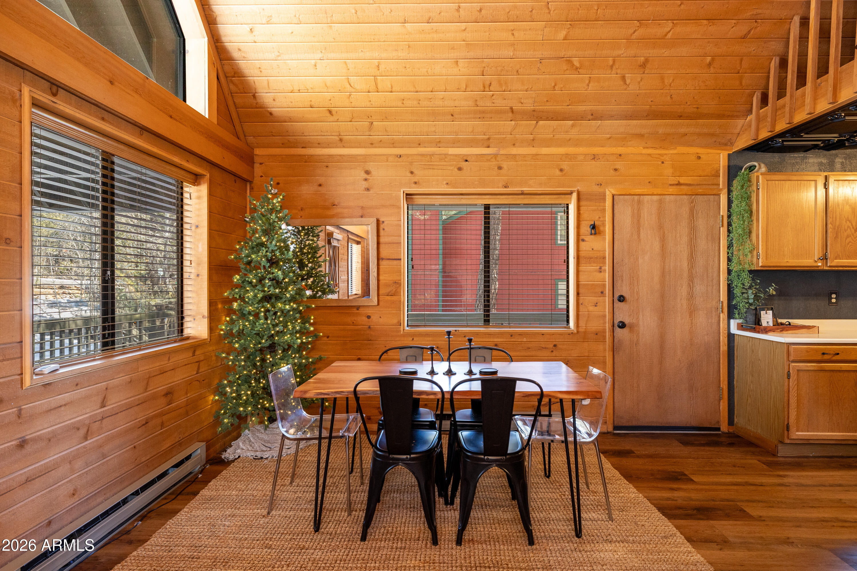 PINEWOOD 15 - Residential