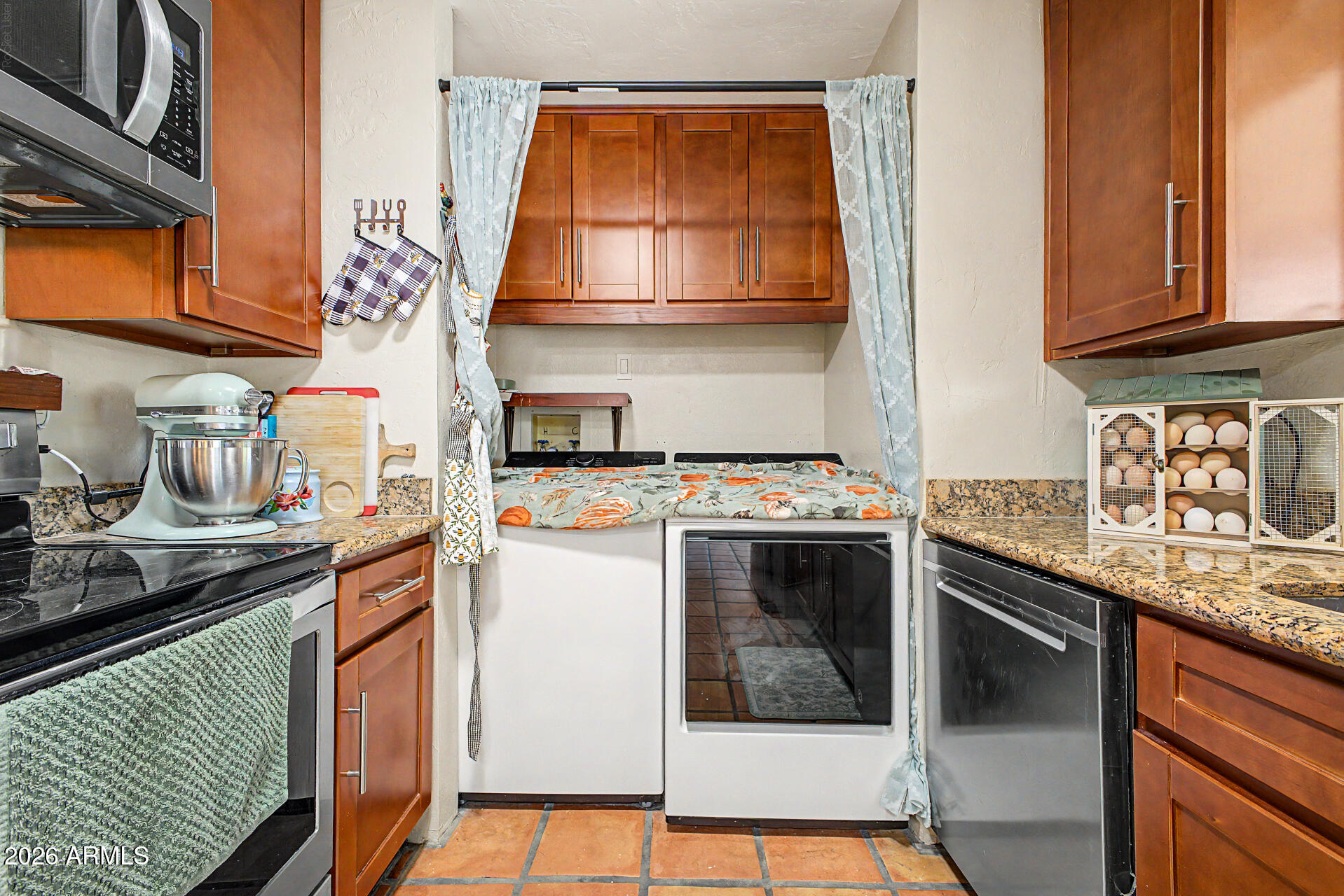 SUNDOWN ADD - Residential