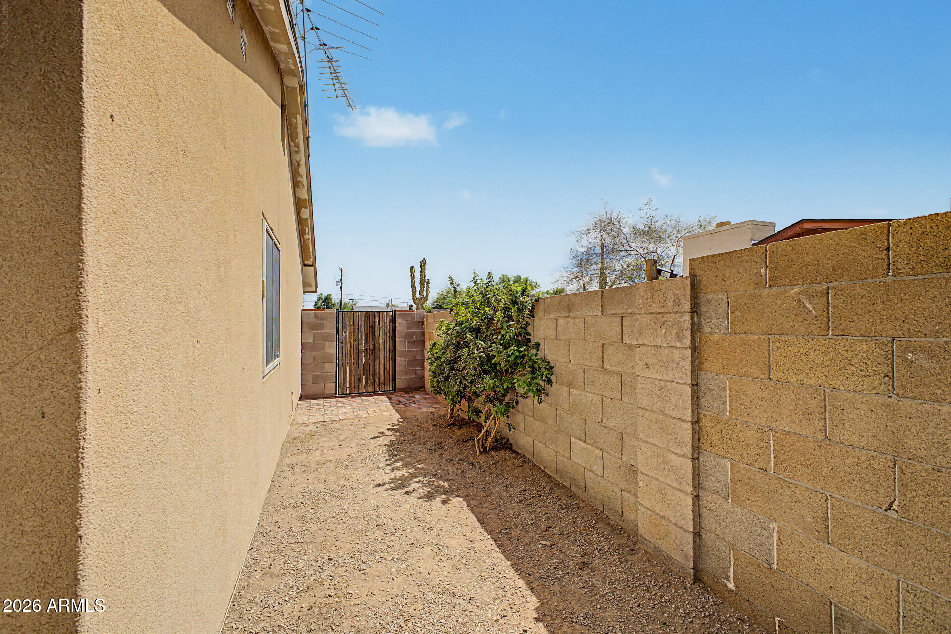SUNDOWN ADD - Residential