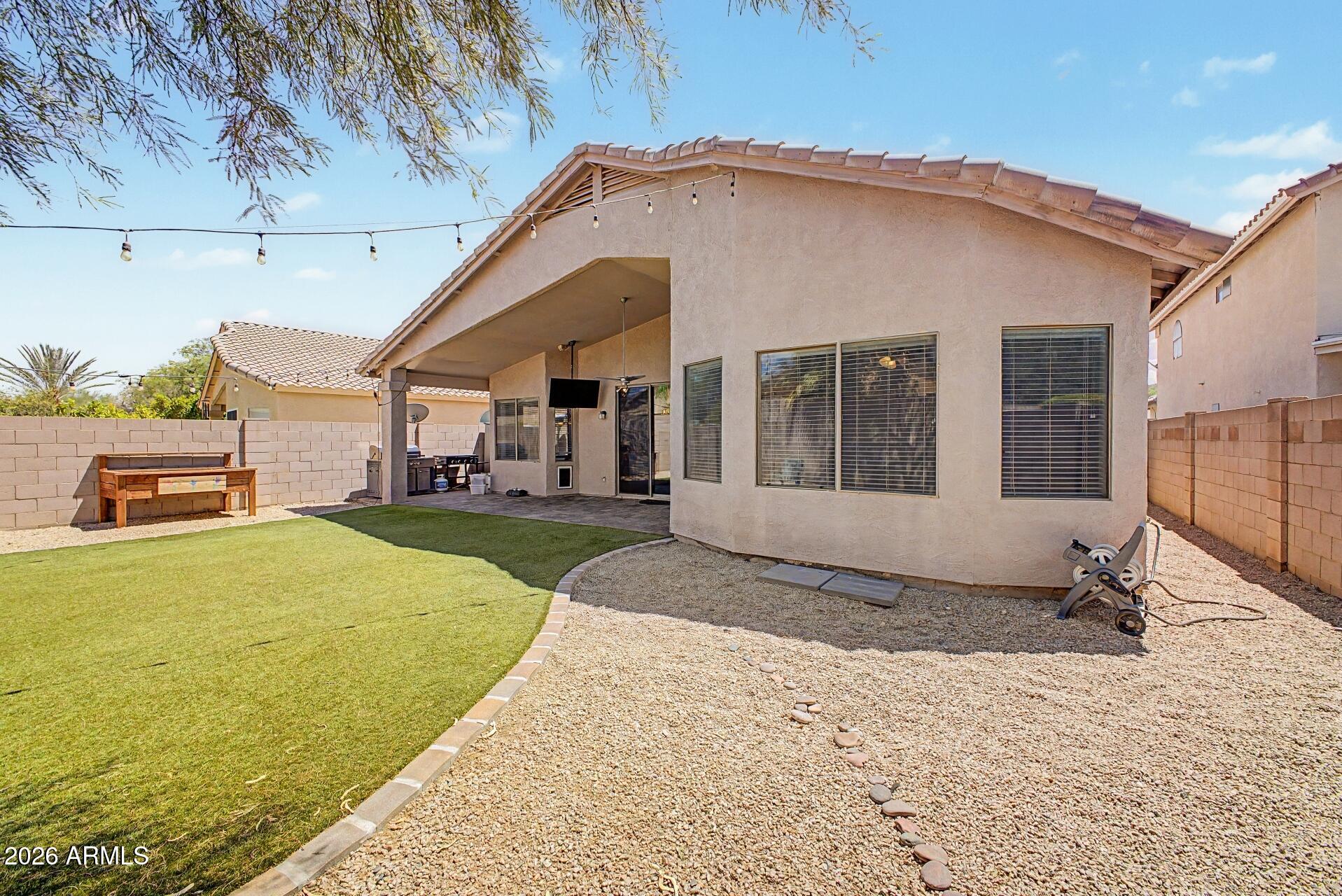 CRESCENT BUTTE - Residential