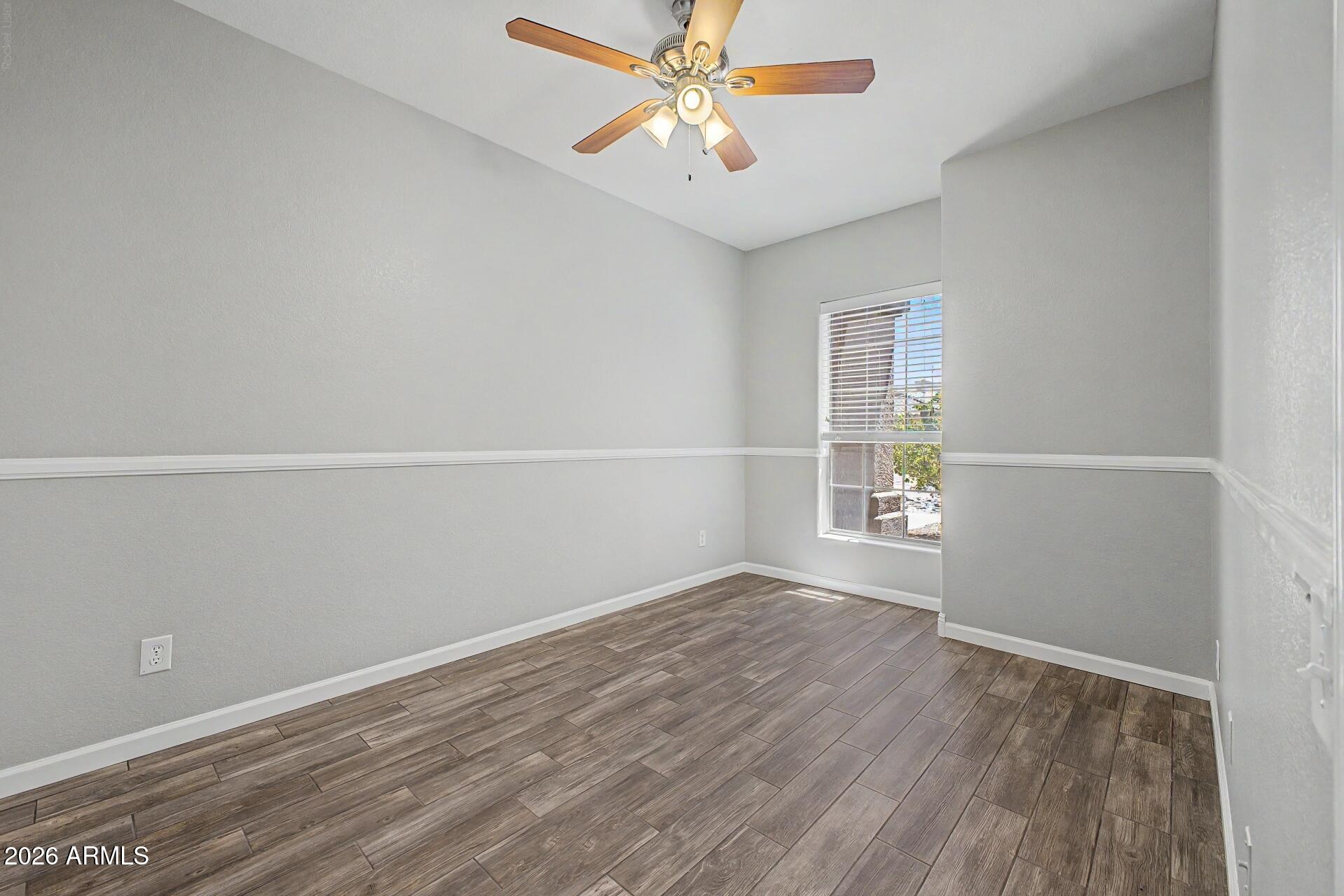 CRESCENT BUTTE - Residential