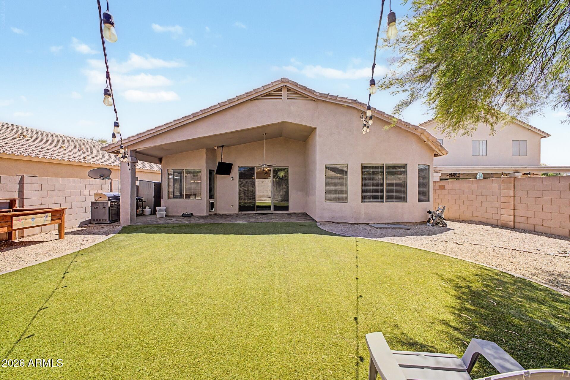 CRESCENT BUTTE - Residential