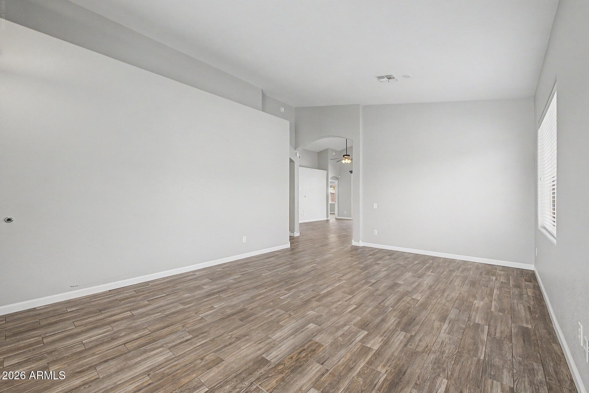 CRESCENT BUTTE - Residential
