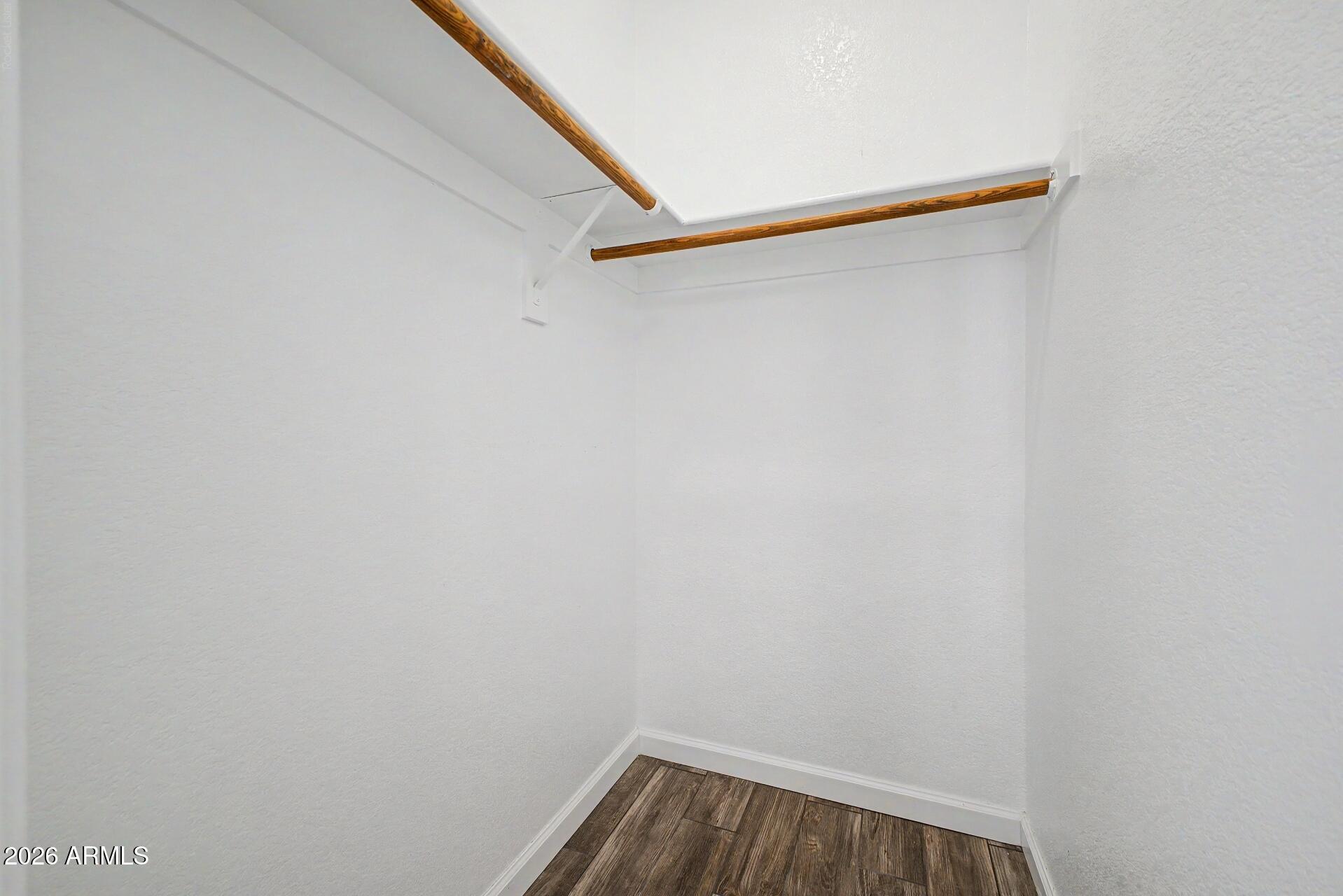 CRESCENT BUTTE - Residential