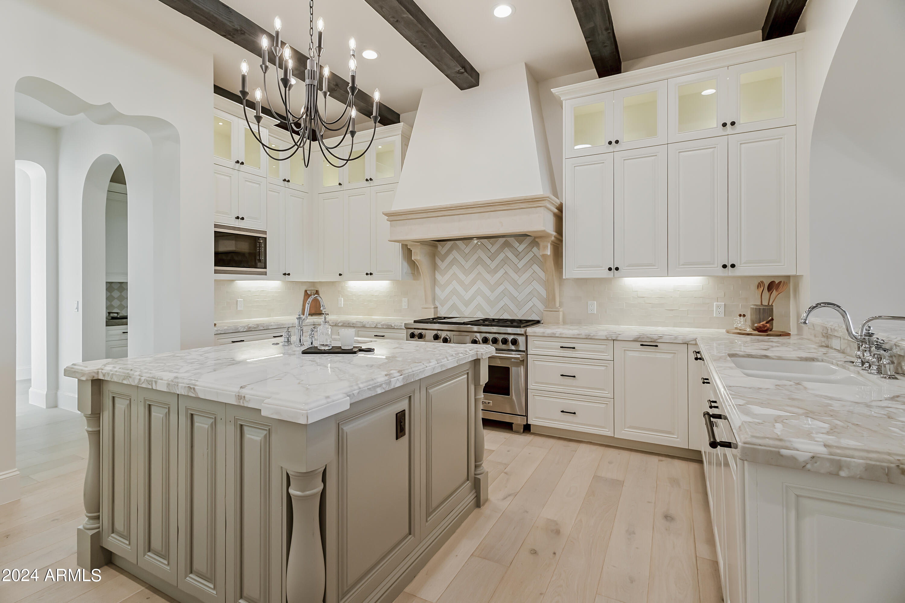 MOUNTAIN VIEW - Residential