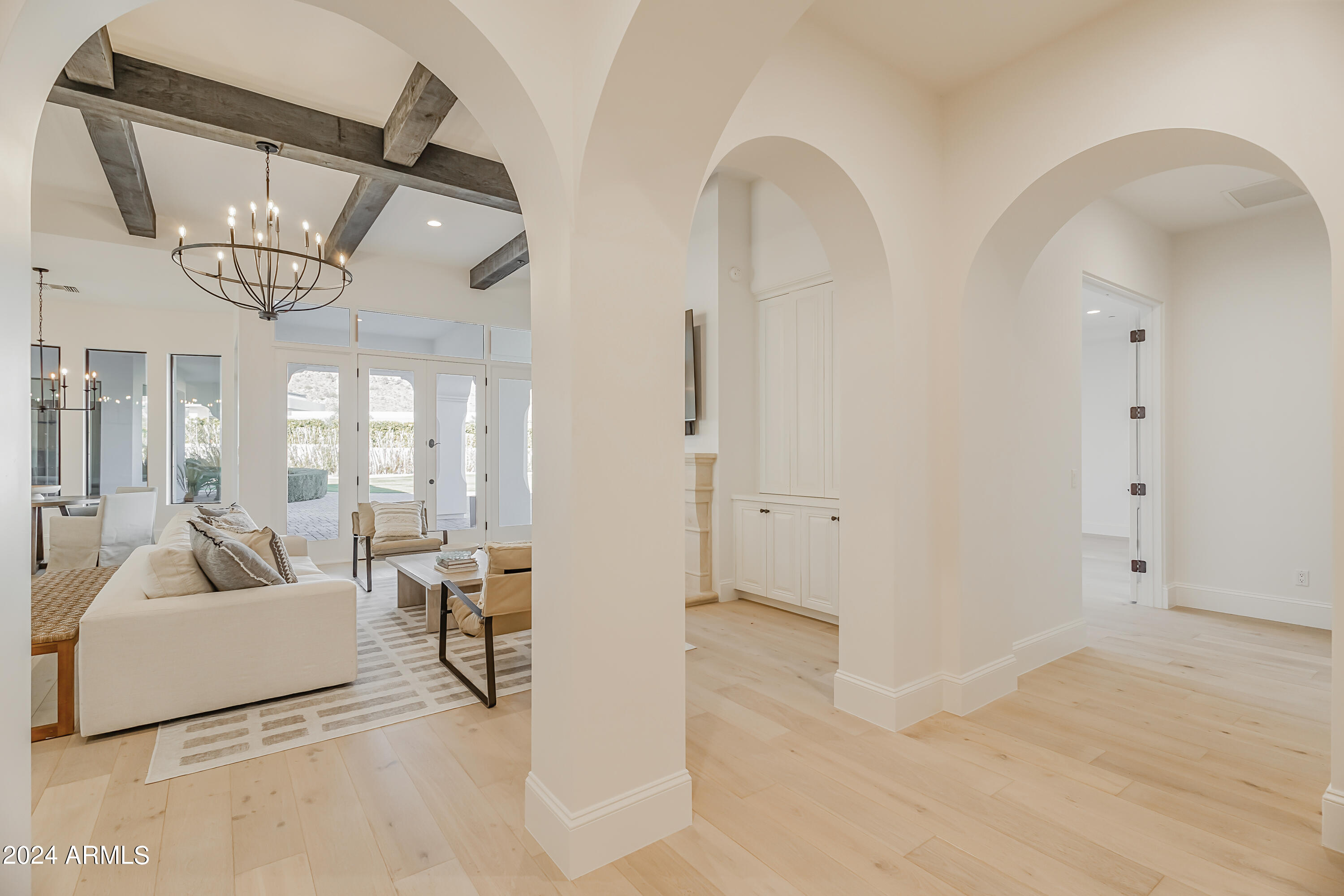 MOUNTAIN VIEW - Residential